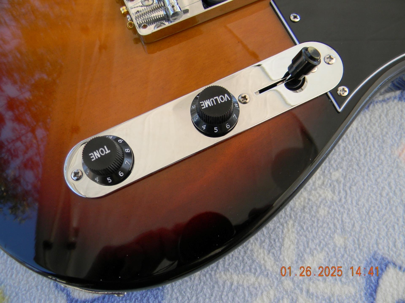 Indio/Aftermarket “Custom Shack” Tele , Alnico 5 Pickups, Capactor Upgrade, 6lbs