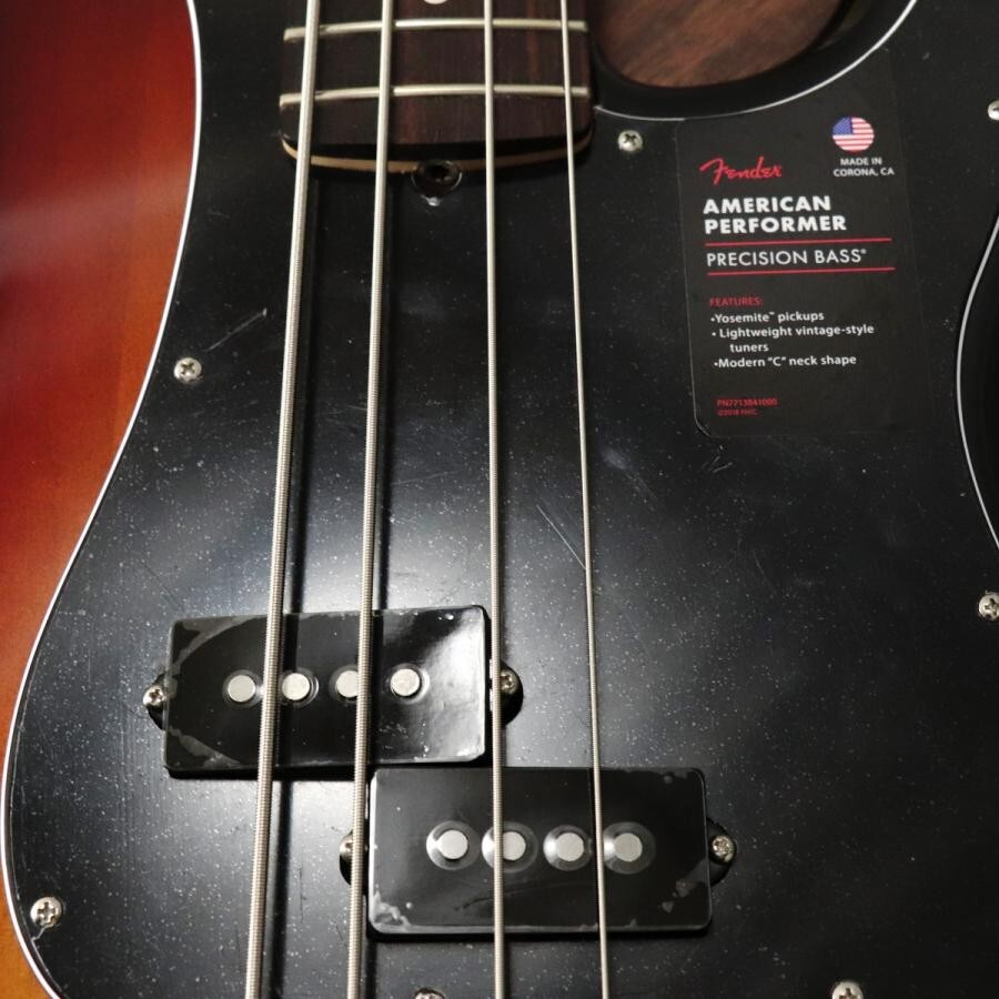 Fender / American Performer Precision Bass 3-Color Sunburst