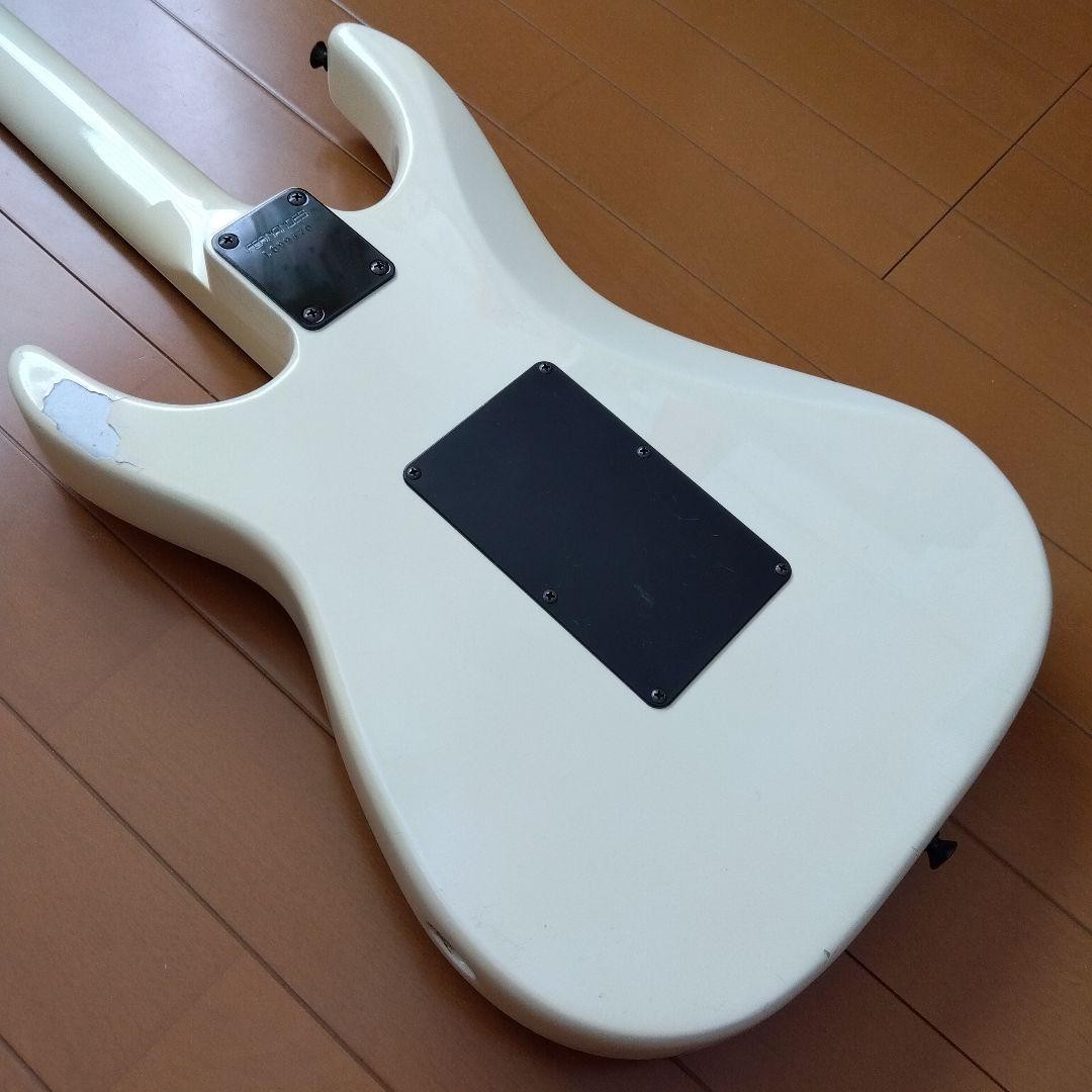 1980s Short Scale Electric Guitar Revolver Fernandes FR White
