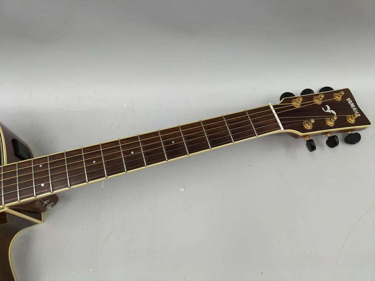 YAMAHA FSX900SC Acoustic-Electric Guitar W/Gig Bag Shipping From Japan