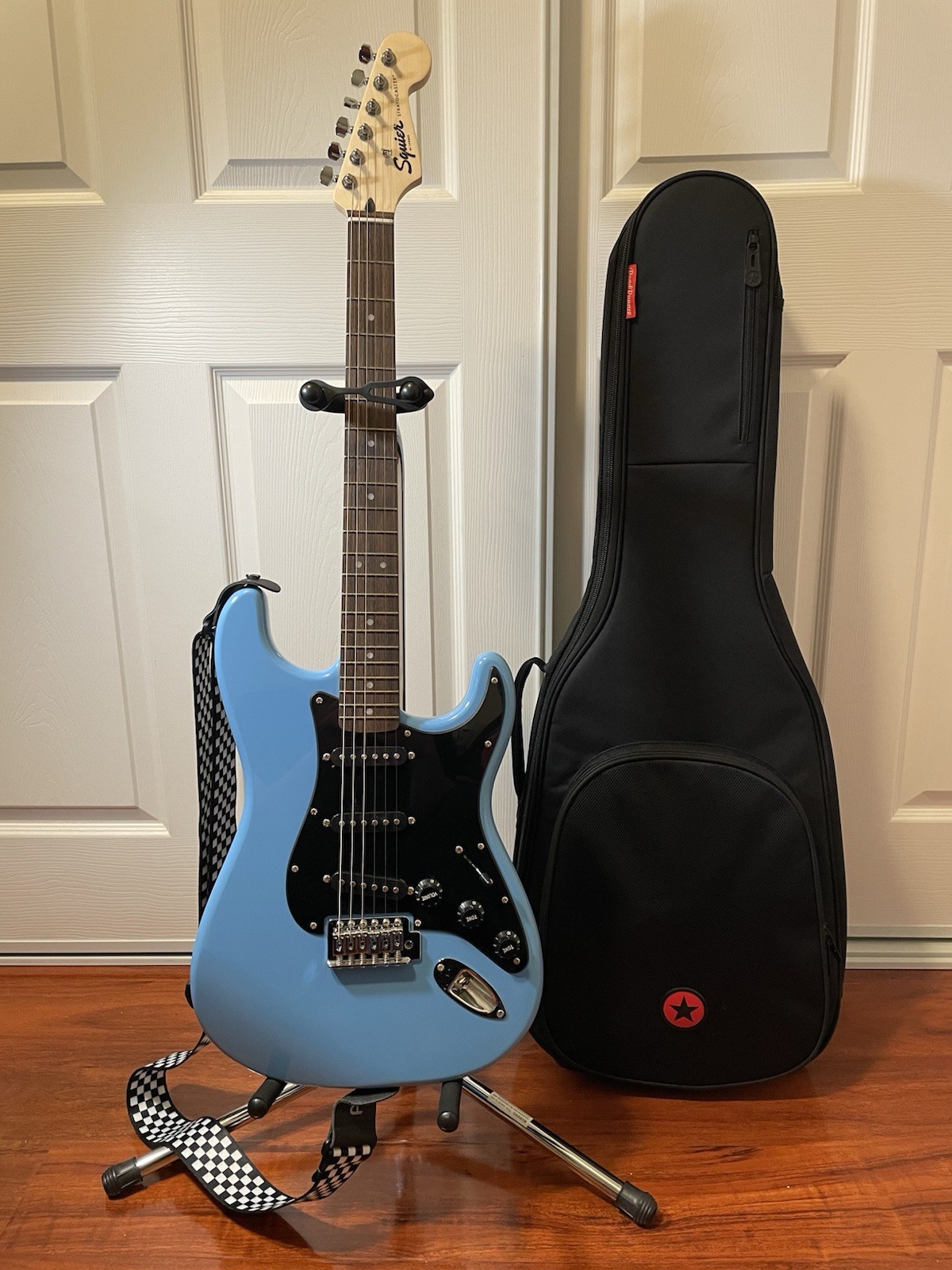 Squier Stratocaster Electric Guitar Blue w/ Gig Bag, Strap, Cables & Stand