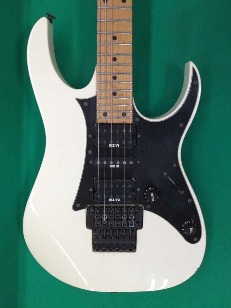 [Ibanez] RG550 White Made in Japan ST Type Solid Body Electric Guitar Used JPN