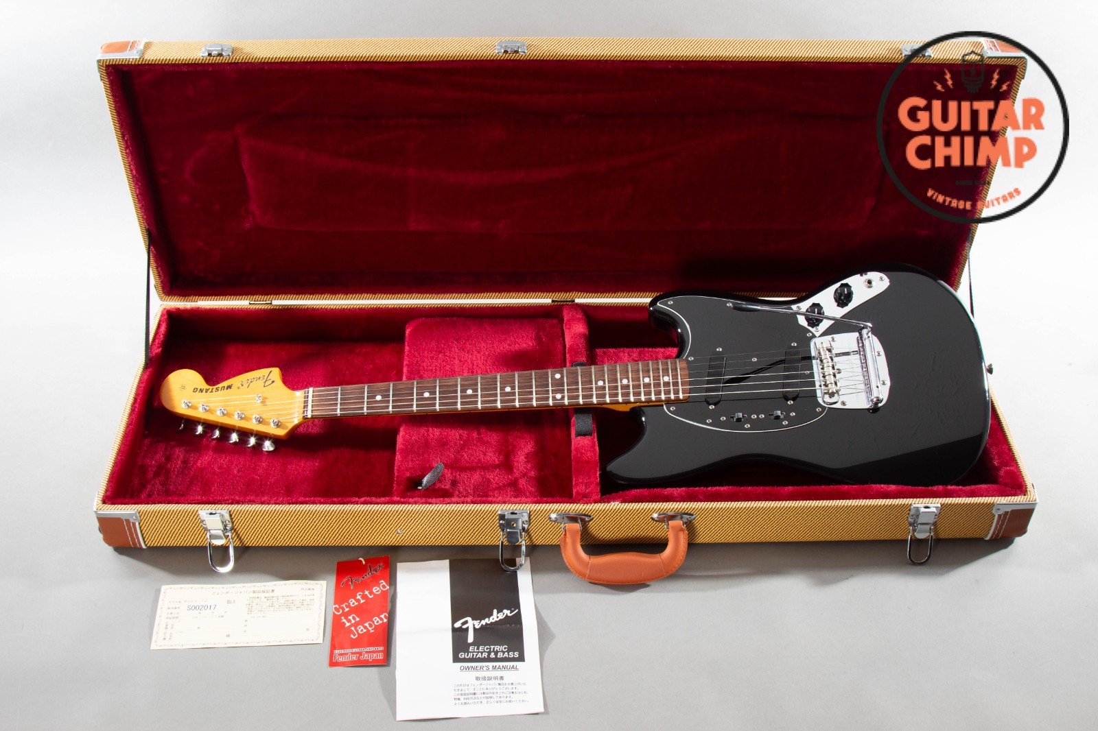 2006 Fender Japan CIJ MG69-72 ’69 Mustang Black w/ Hard-Shell Case
