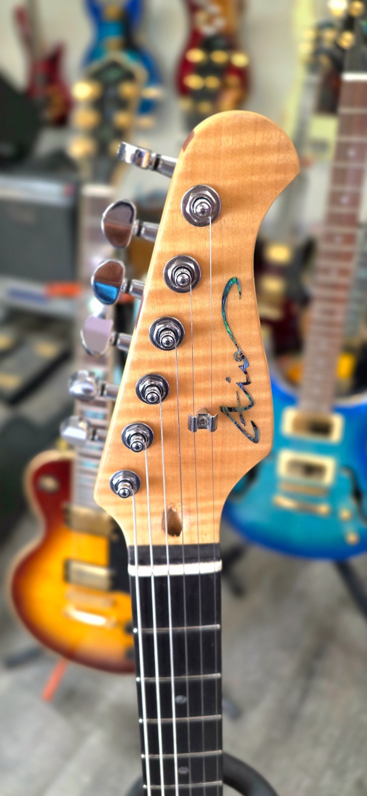 AIO S2-SSH Electric Guitar – Solid Maple Flame Top 14TK