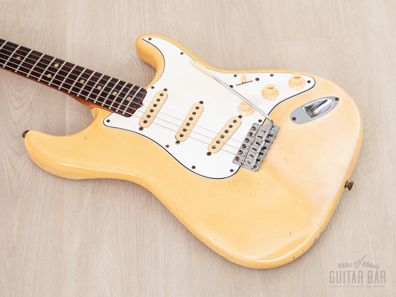 1965 Fender Stratocaster Vintage Guitar Olympic White w/ Case