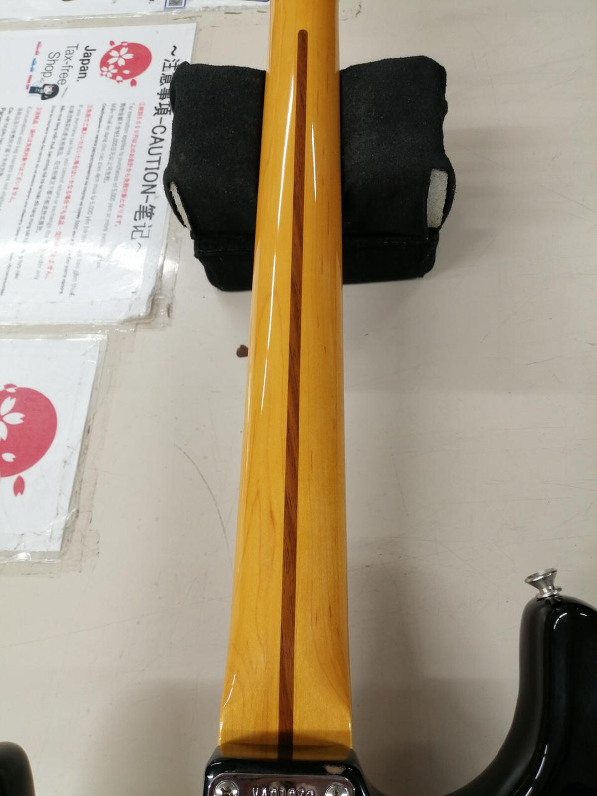 FENDER ERIC JOHNSON 1954 VIRGINIA ST Used Maple neck/fingerboard w/Hard case