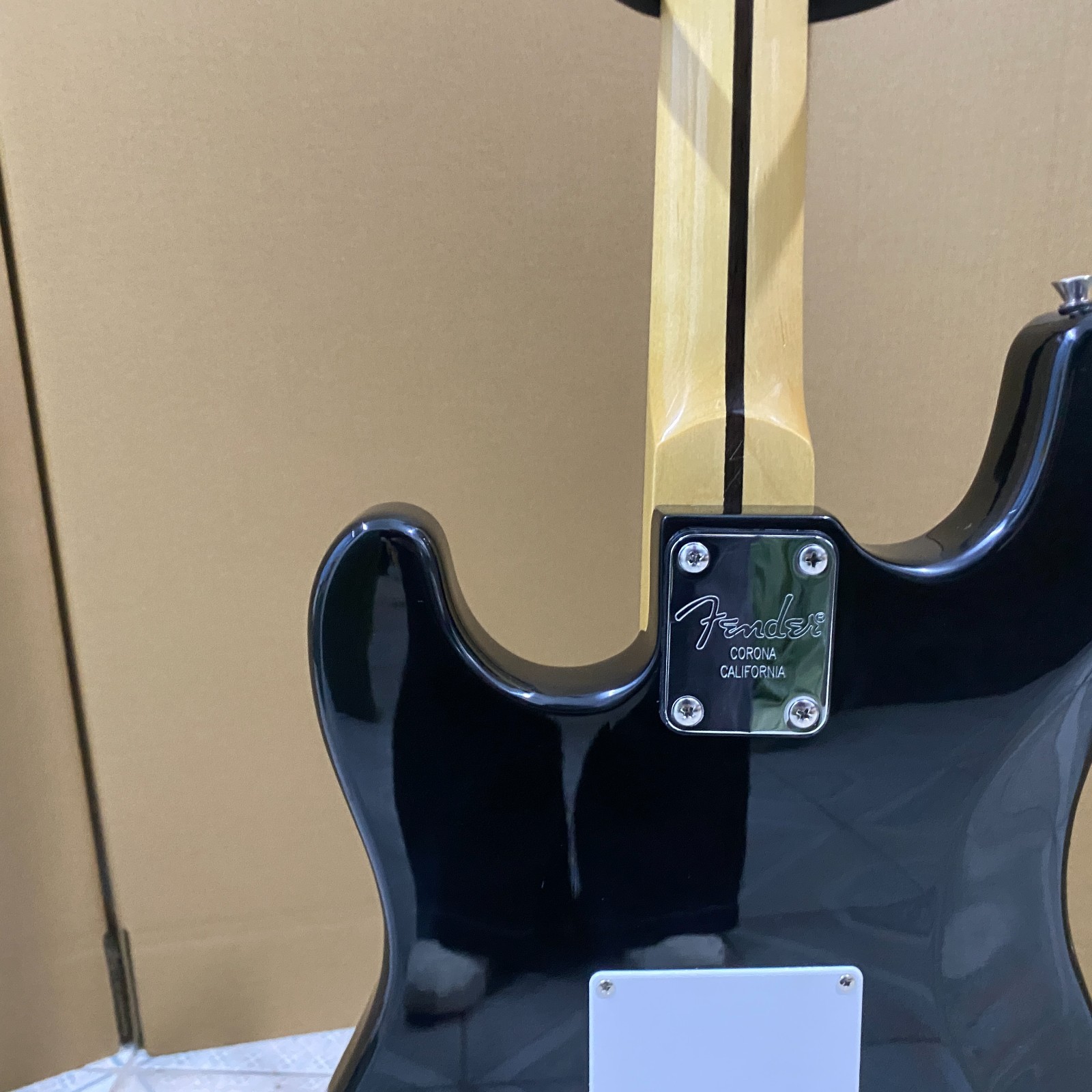 Brown Burst Electric Guitar 3S pickups maple fretboard&neck high quality