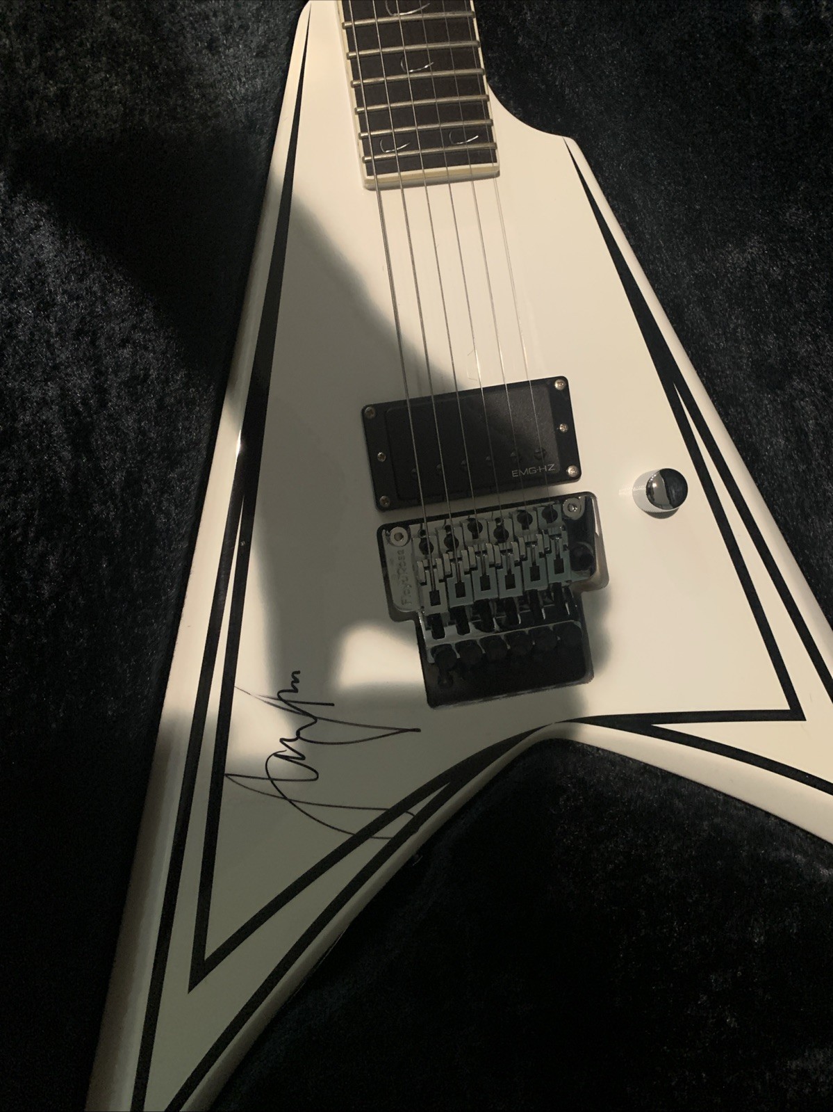 ESP LTD Alexi-600 WHITE electric guitar signed W/Hardcase NO COA