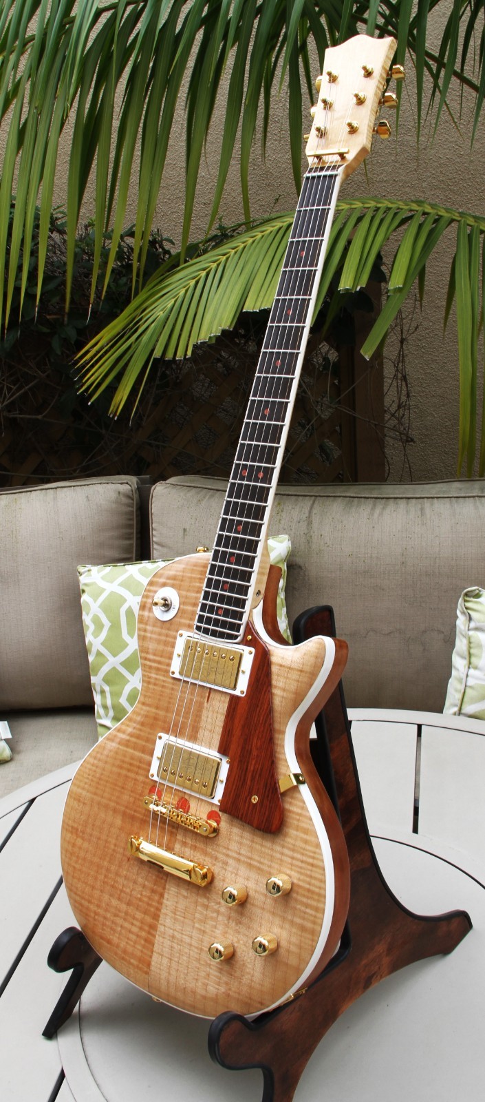 LP Style Figured Maple Top Electric Guitar