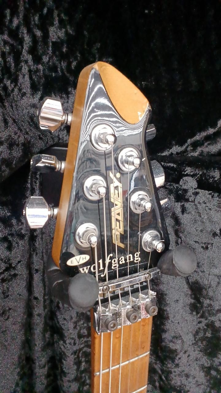 Peavey Electric Guitar WOLFGANG MOD Used