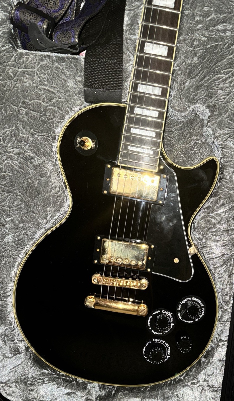 Epiphone Les Paul Custom PRO Electric Guitar & SKB 3i Series Molded Guitar Case