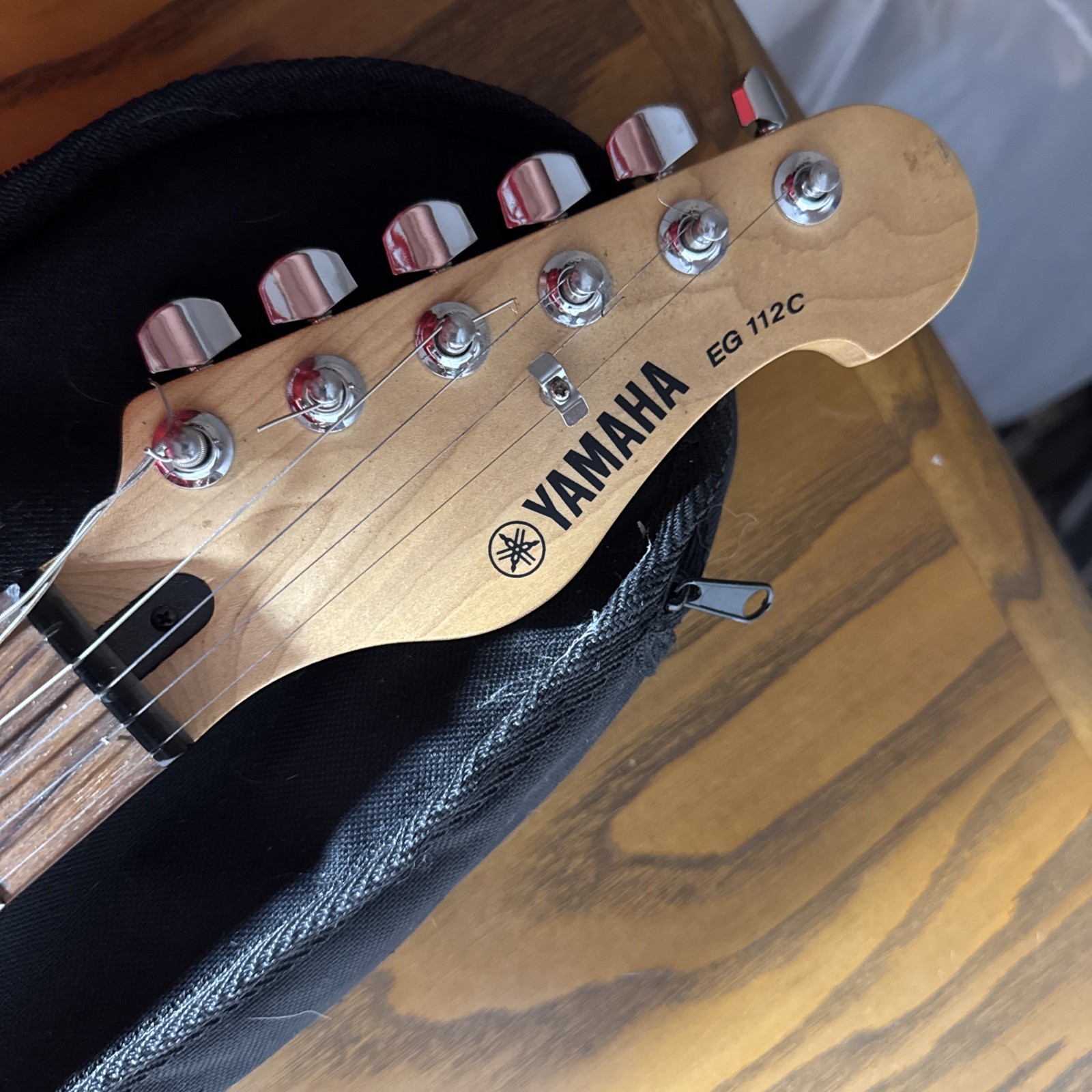yamaha eg112c electric guitar and gig bag RARE RED