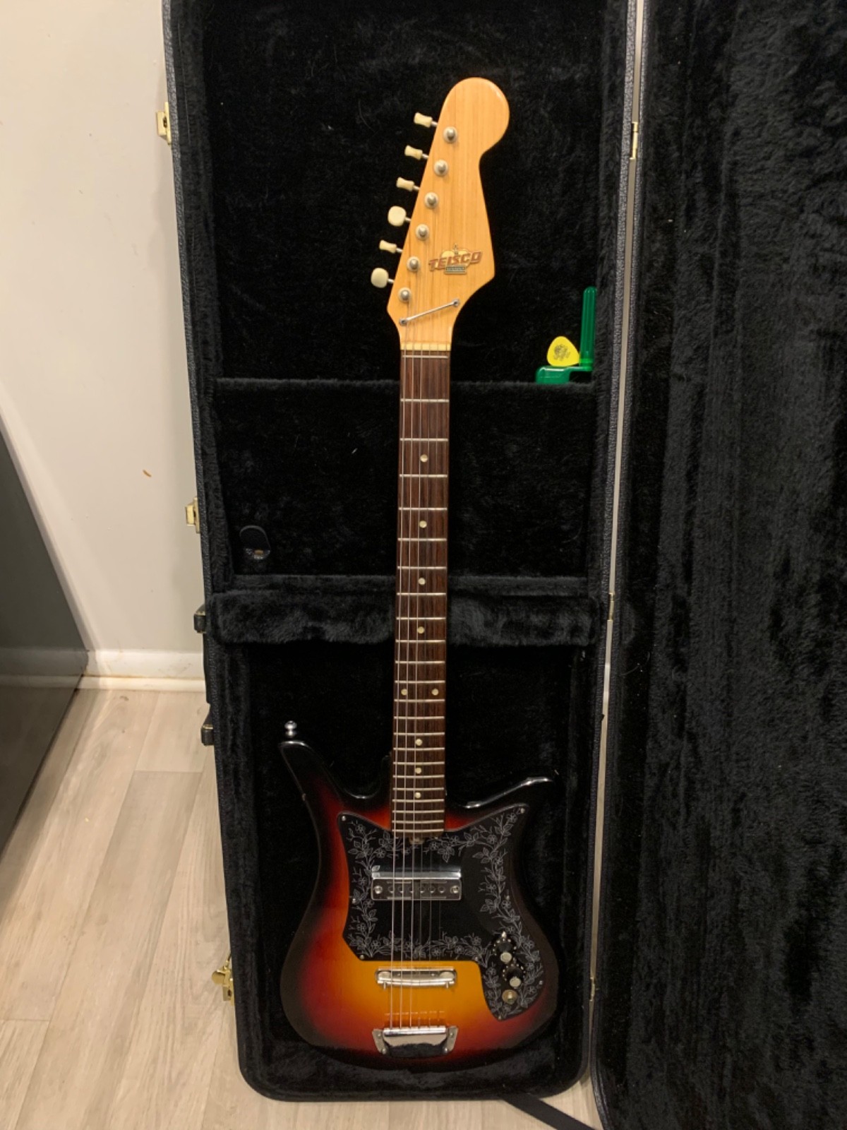 Teisco 1960s Vintage Electric Guitar Made In Japan With Case