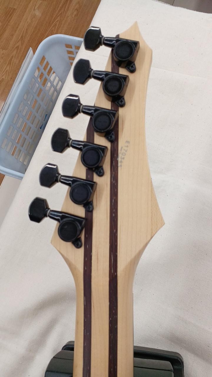 STRICTLY 7 GUITARS COBRA JS6 Electric Guitar