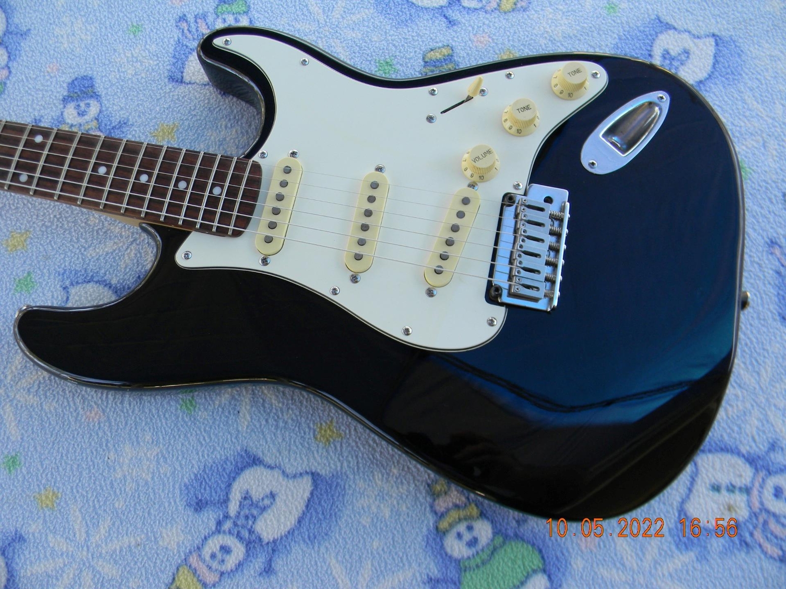 Squier Standard Series Strat , Alnico’s, Custom Wiring, Capacitor Upgrade, Nice
