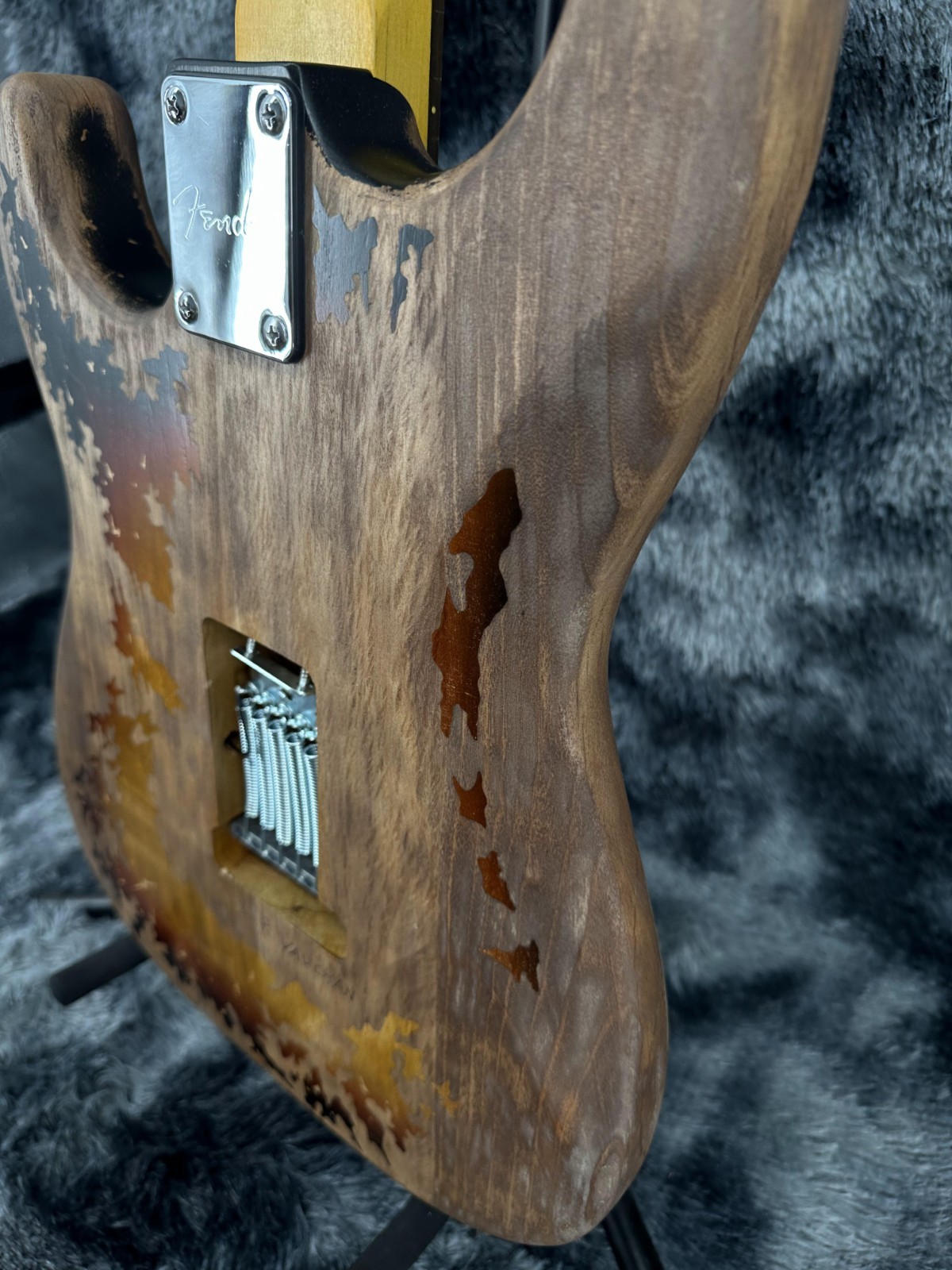 SRV Style ST Electric Guitar Relic Sunburst Wood Grain SSS Pickup Gold Hardware