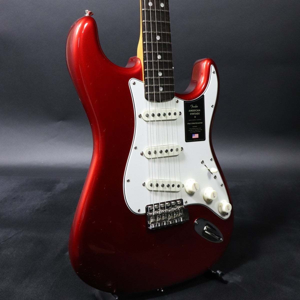 Fender American Vintage II 1965 Stratocaster Round-Lam Rosewood Fingerboard Cand