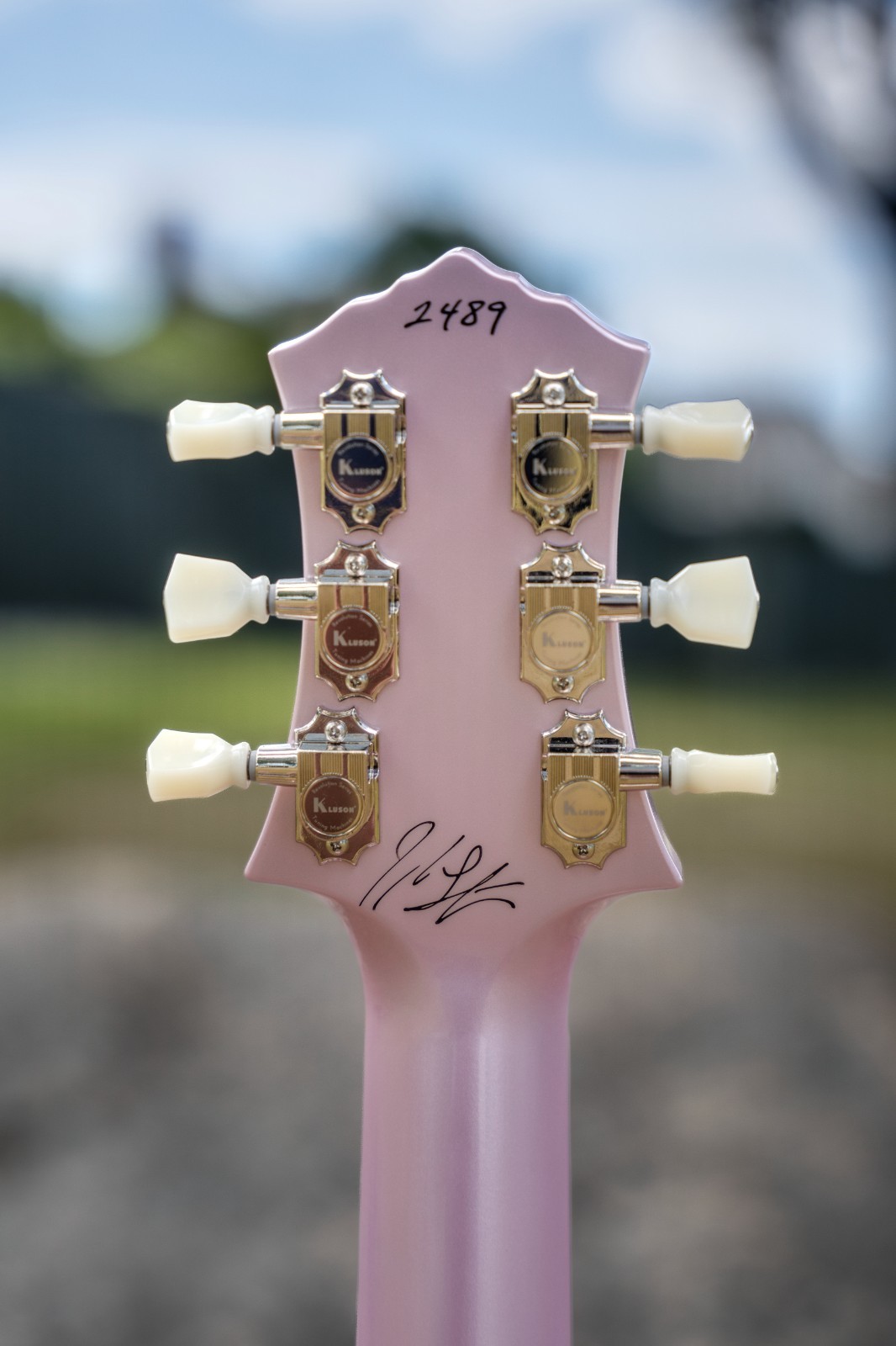 Knaggs Kenai J-Pink Ice-Limited Batch Run