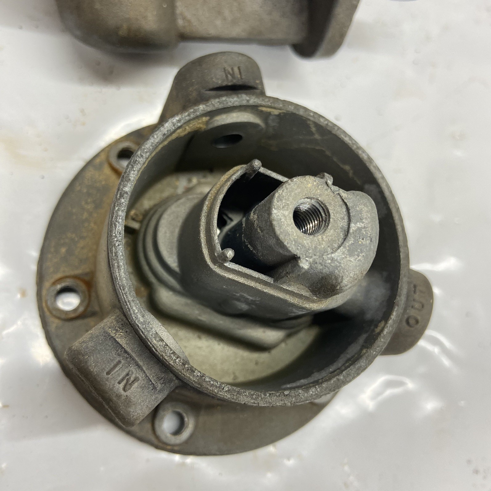 Wisconsin VH4D Engine Fuel Pump for parts or repair See Pics