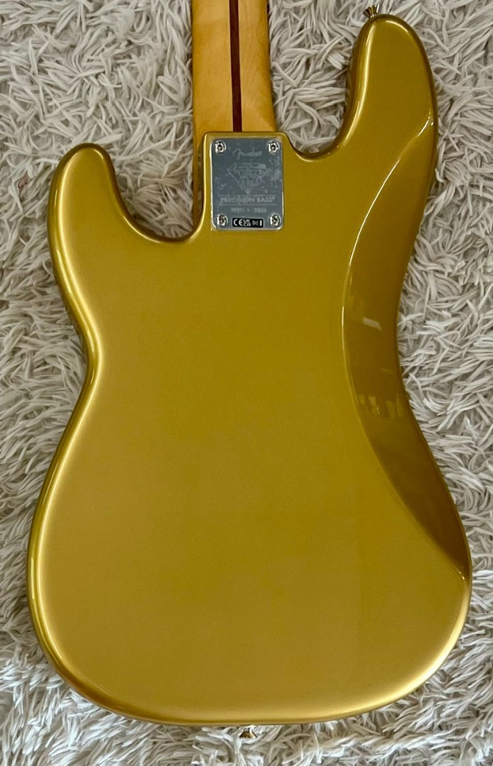 Fender 75th Anniversary Player II Precision Bass, Maple Fingerboard, Aztec Gold