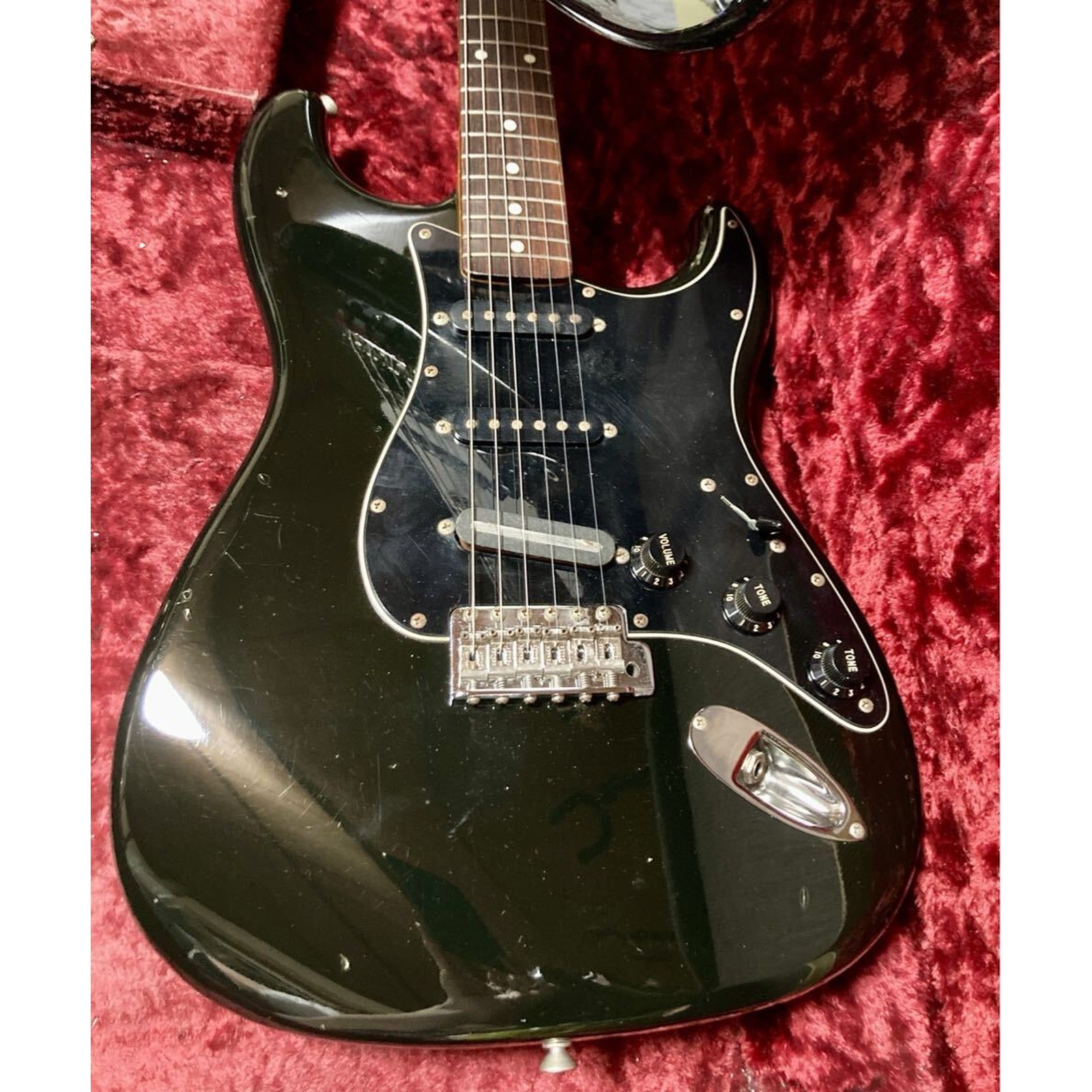 Fender Japan Stratocaster Electric Guitar Made in Japan Used Good Condition