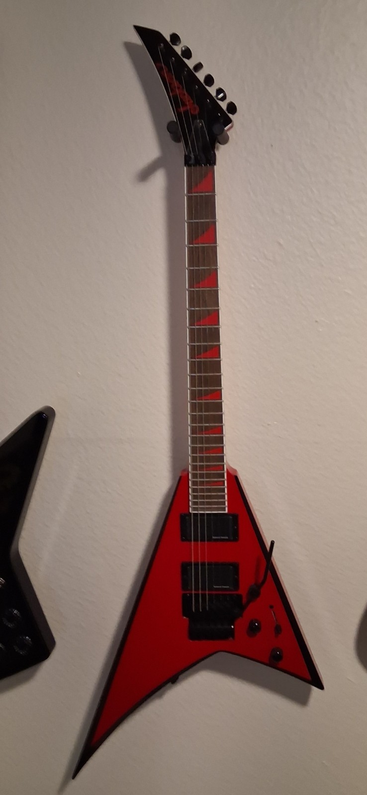 Jackson X Series Rhoads RRX24 Electric Guitar – Red with Black Bevels