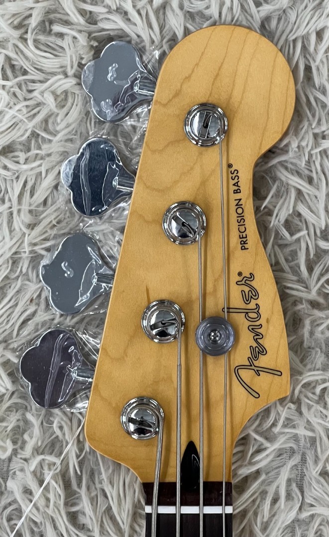 Fender 75th Anniversary Player II Precision Bass®, Rosewood board, Seafoam Gree