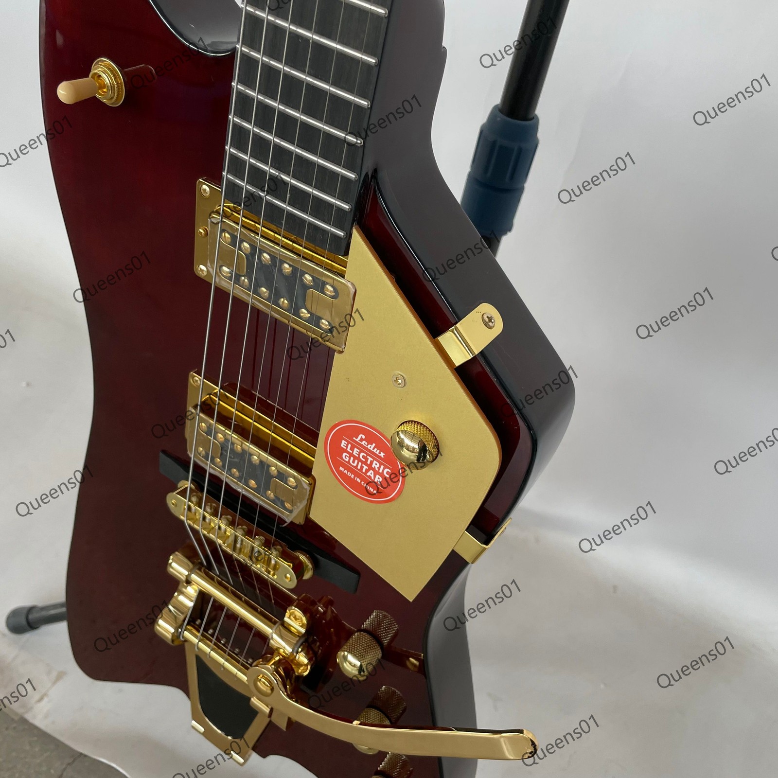 Billy Bo Thunderbird Electric Guitar Solid Body Tremolo Bridge Wine Red Factory
