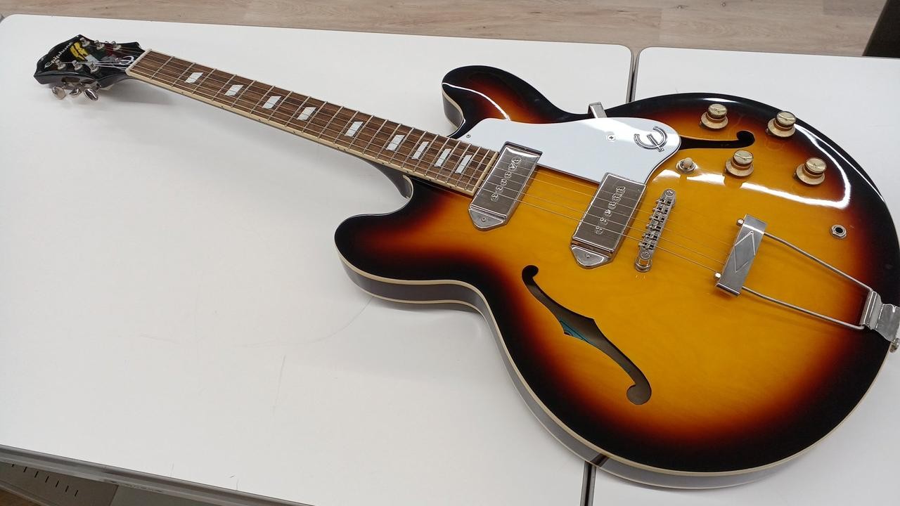 EPIPHONE Casino Vintage Sunburst Hollow Body Electric Guitar