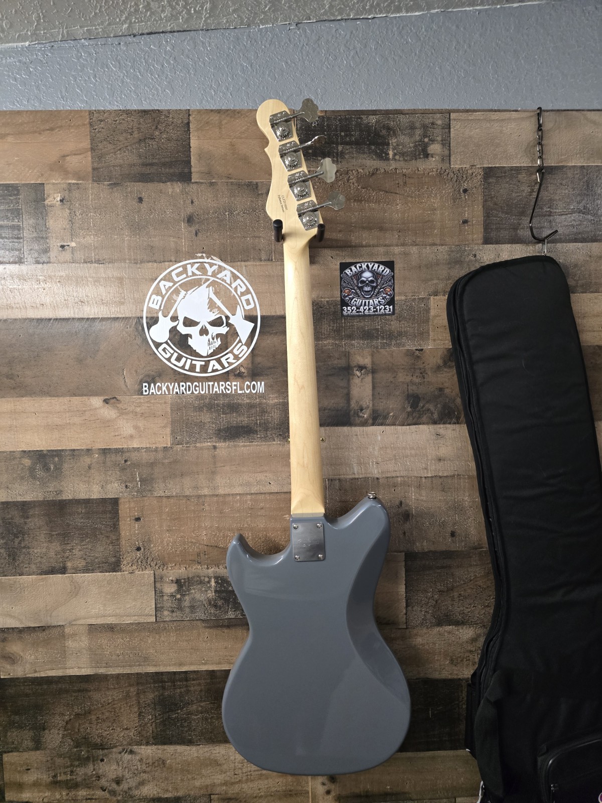 G & L Fullerton Deluxe Fallout Pearl Gray With COA And Gig Bag.