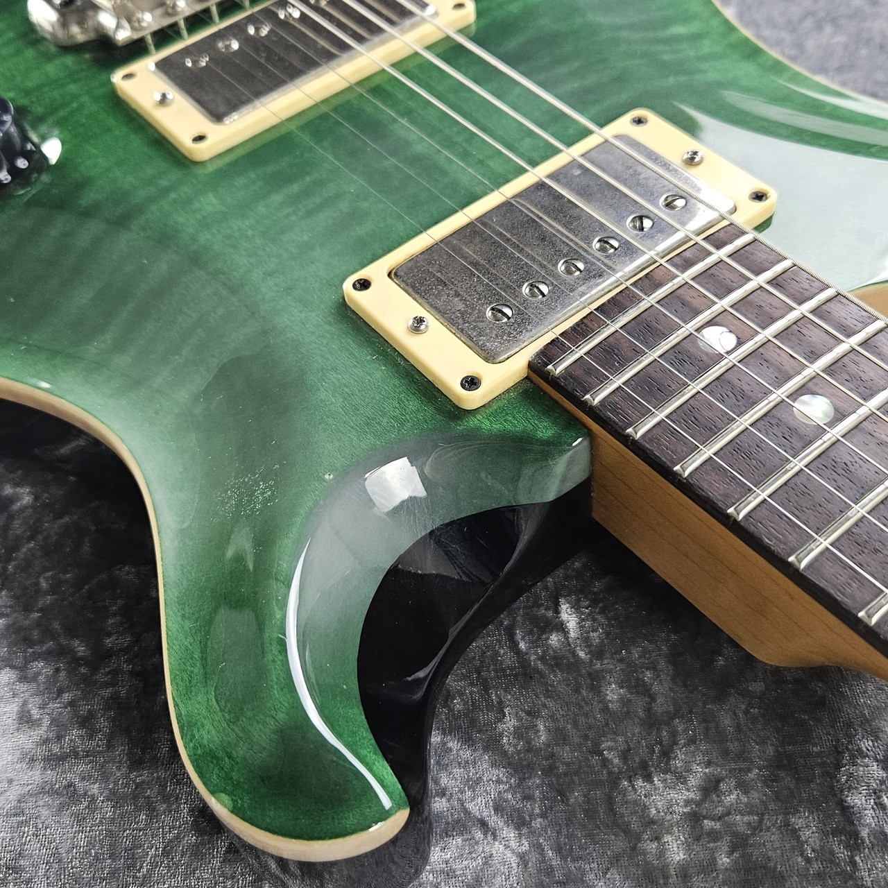 Paul Reed Smith(prs) CE 22 BOLT-ON MAPLE-TOP -EMERALD GREEN- Used [AUTH]