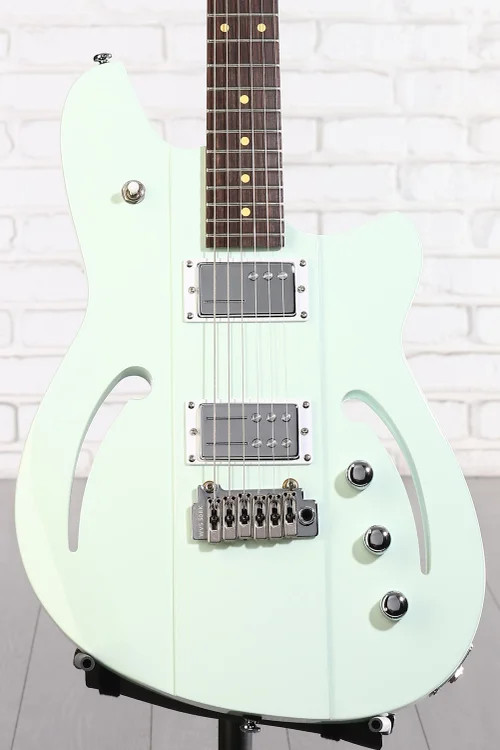 Reverend Kingbolt F-Sonic Electric Guitar – Iconic Blue with Rosewood