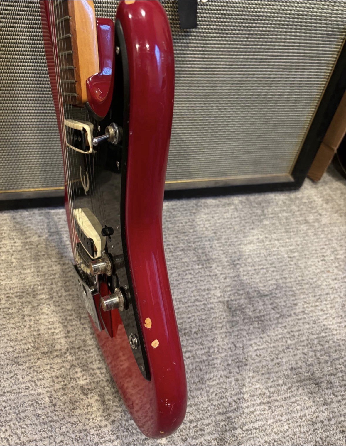 1970’s EPIPHONE ET-270 Guitar (no case) (neck will be removed to ship safely)