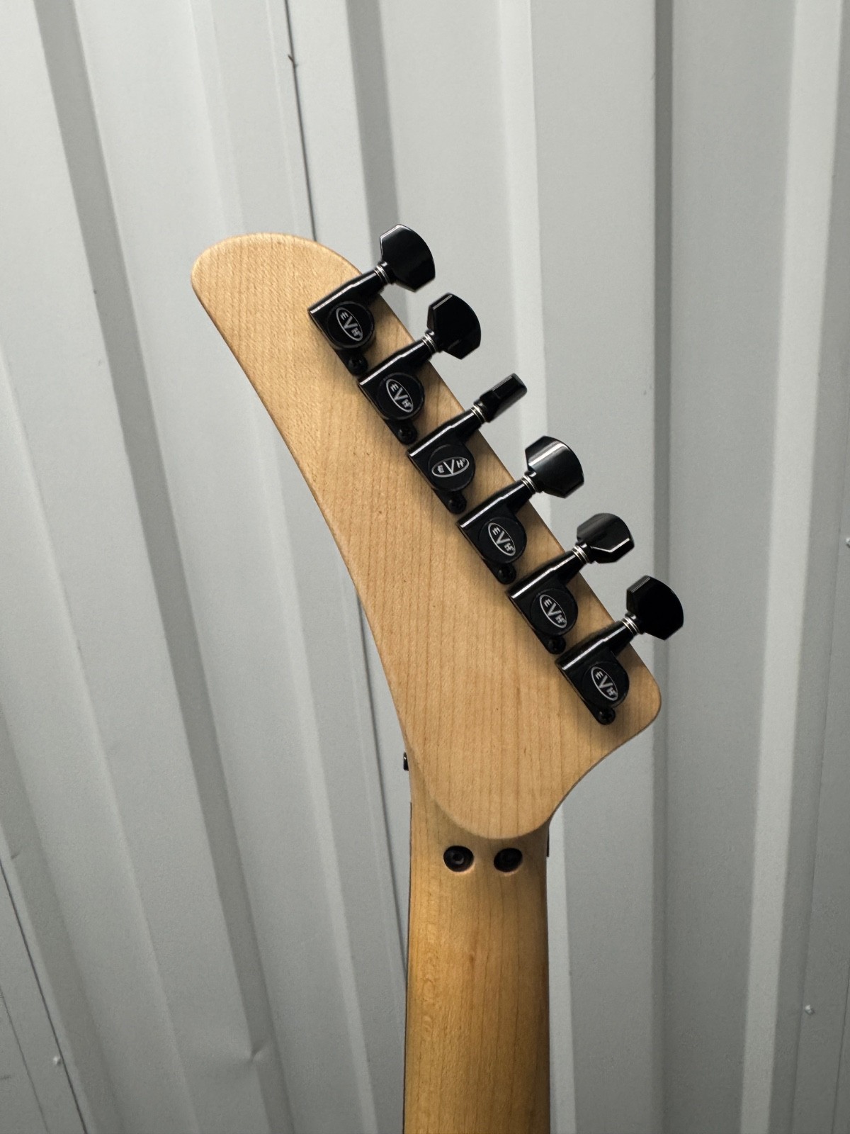 EVH 5150 Series Standard Electric Guitar – Stealth Black with Ebony Fingerboard