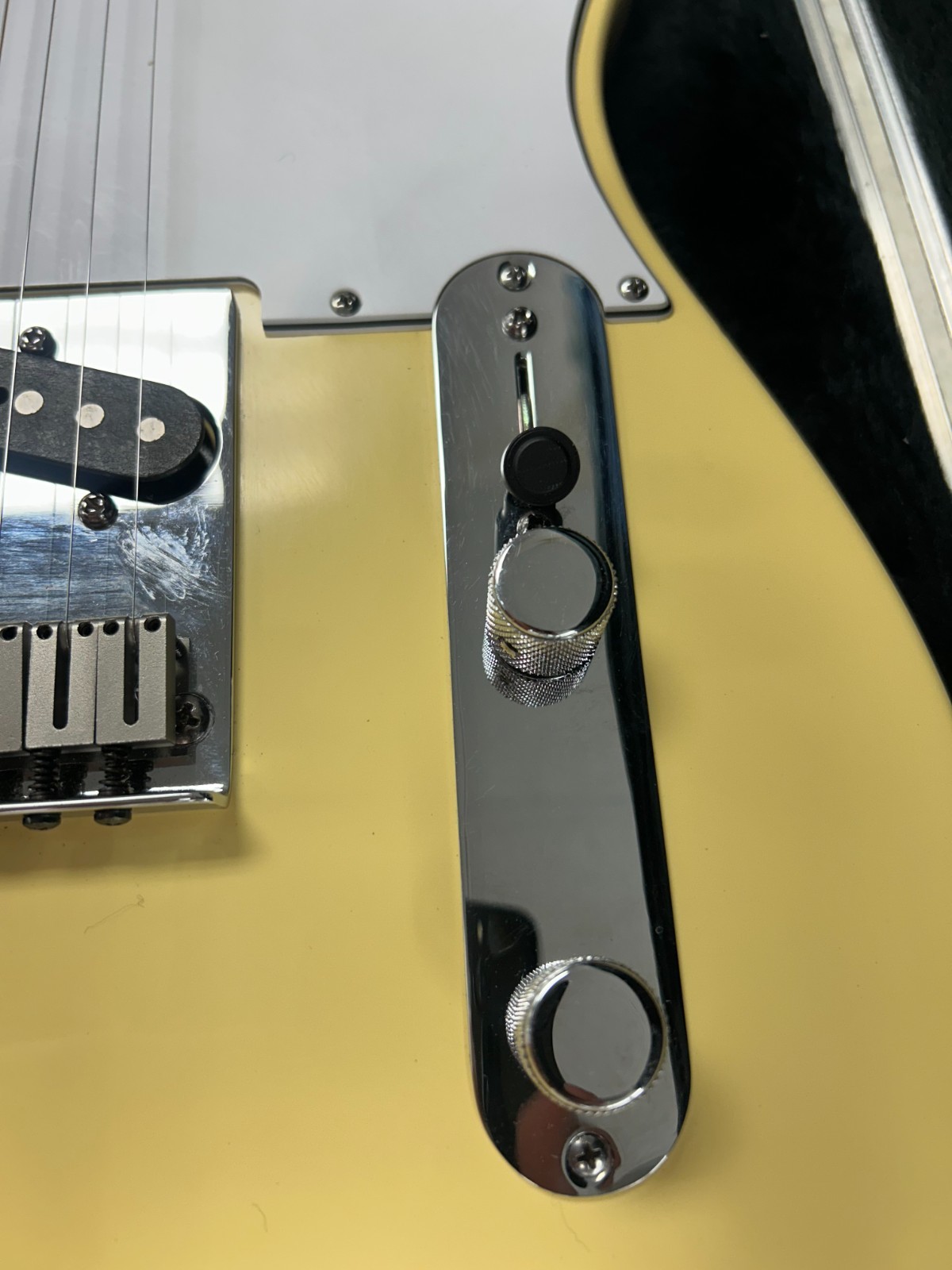 1995 Fender Telecaster Made in USA- W/ Case! Great shape!