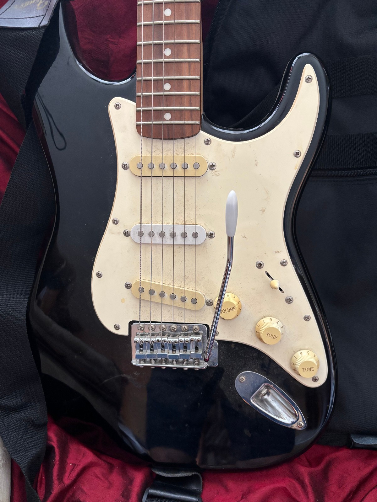 Squier Strat by Fender Electric Guitar 2009 Great Condition ProSetup Soft Case