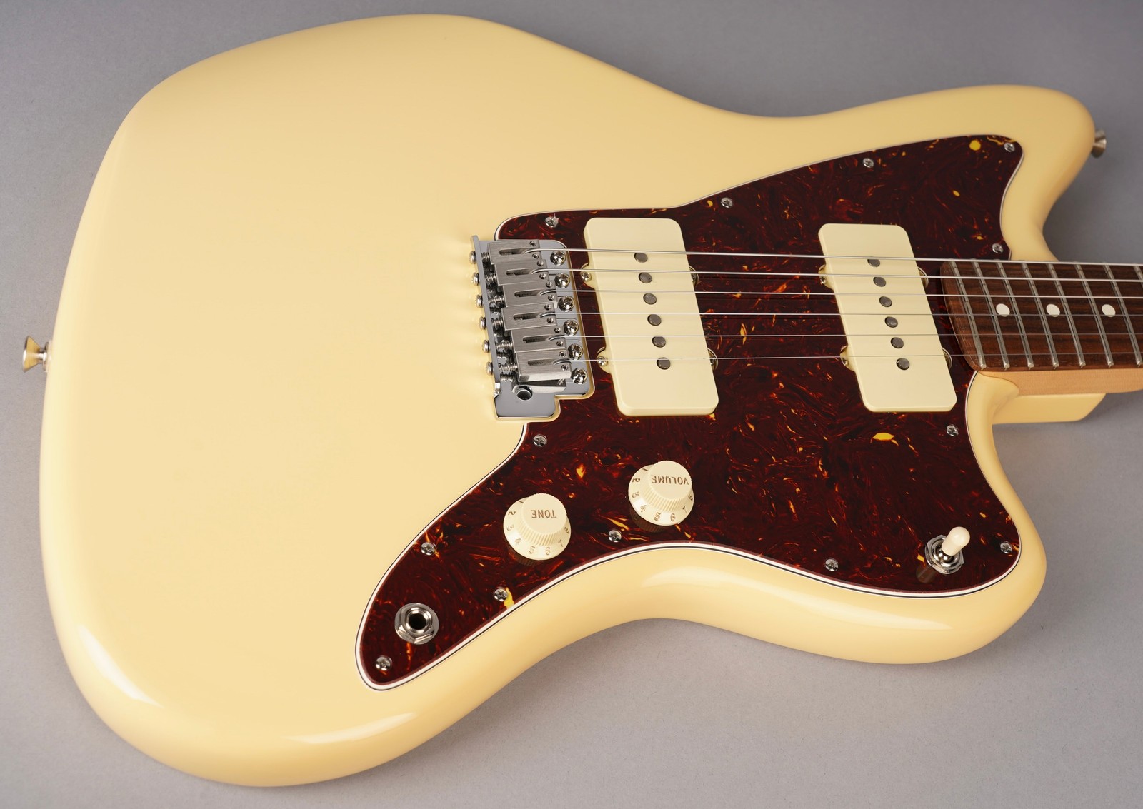 Fender American Performer Jazzmaster – 2023 – Vintage White w/HSC