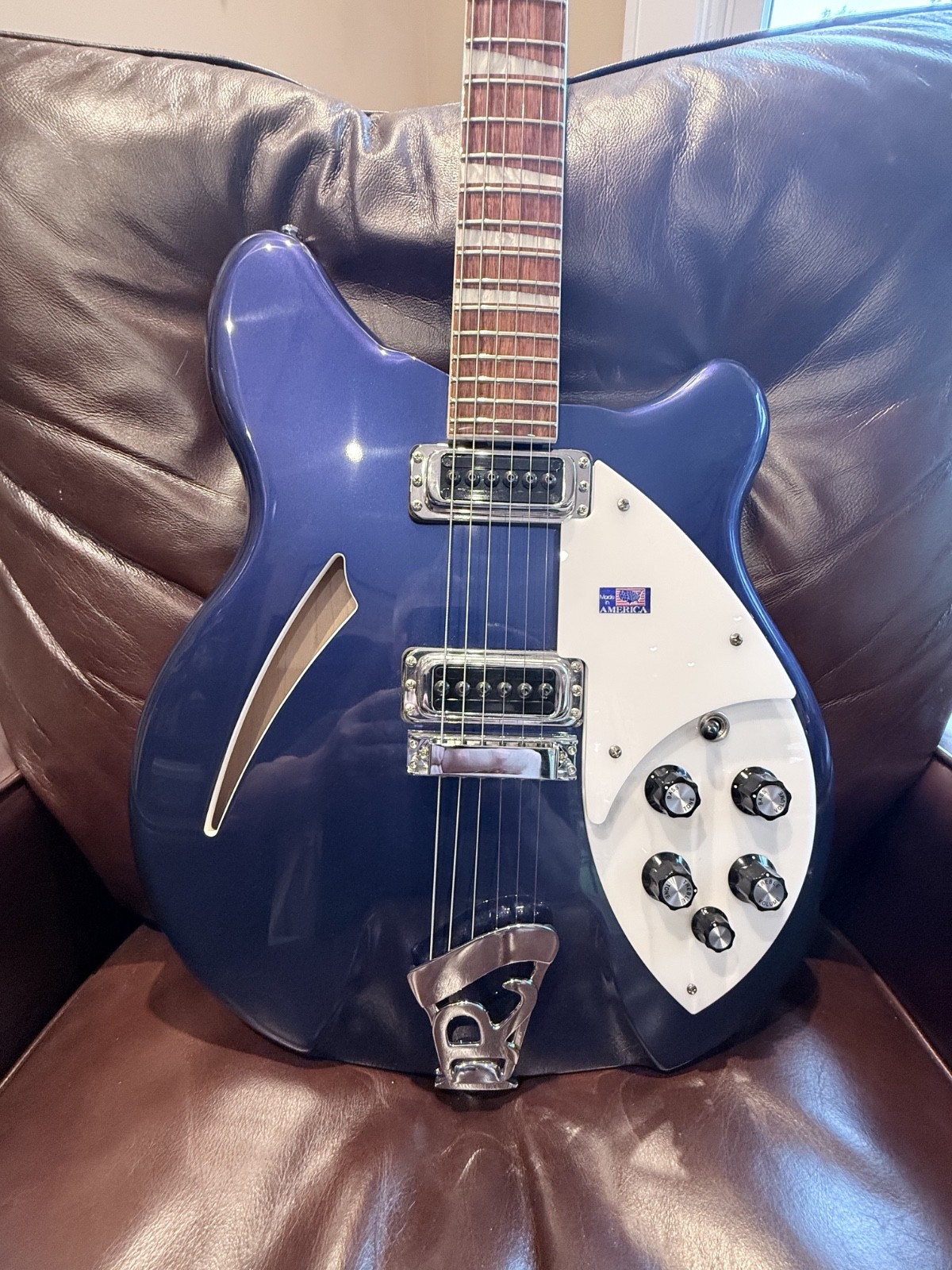 Rickenbacker 360 Jetglo Classic 6 String Electric Guitar Rare Finish MIDNIGHT BL