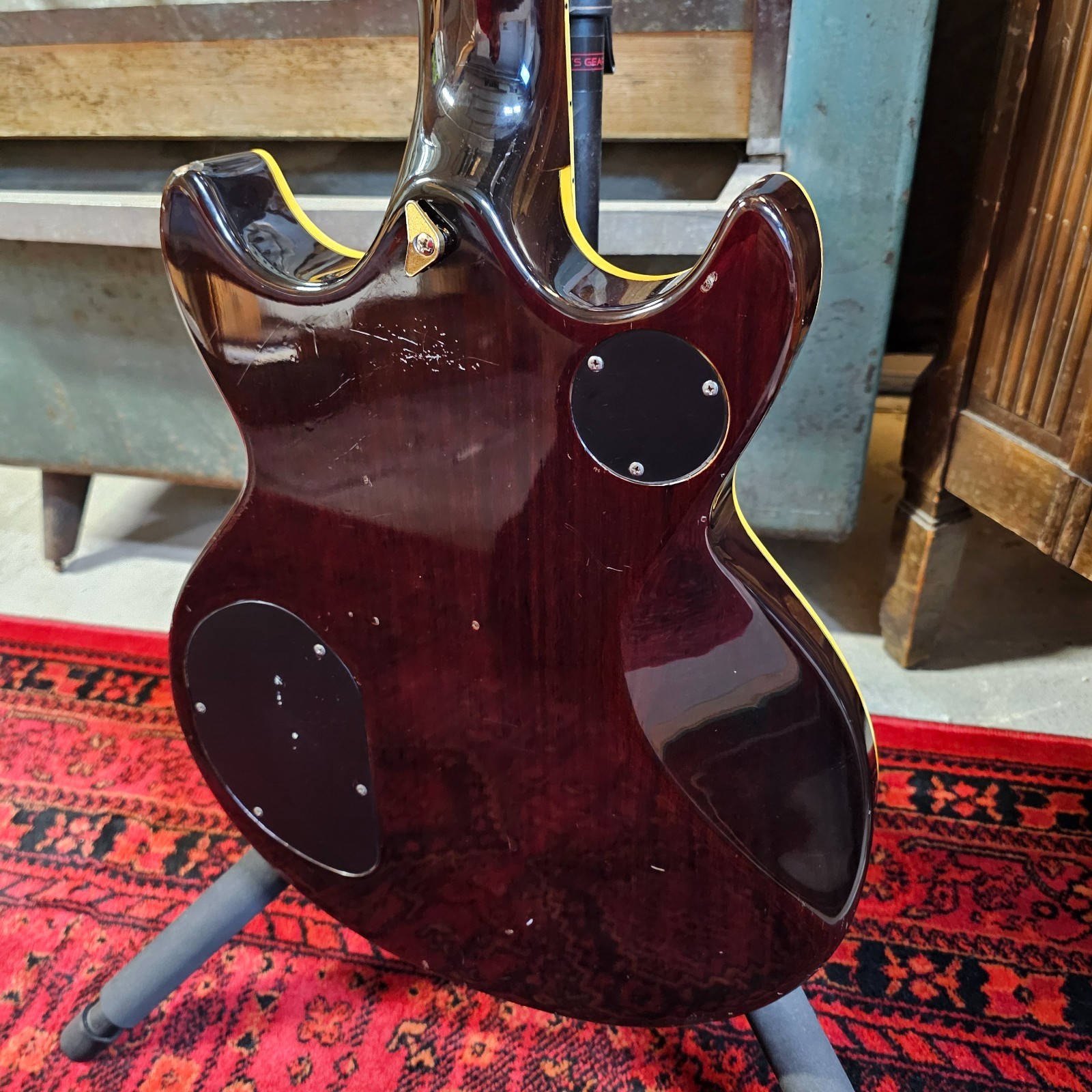 1986 Ibanez AR 300 Super Edition Antique violin