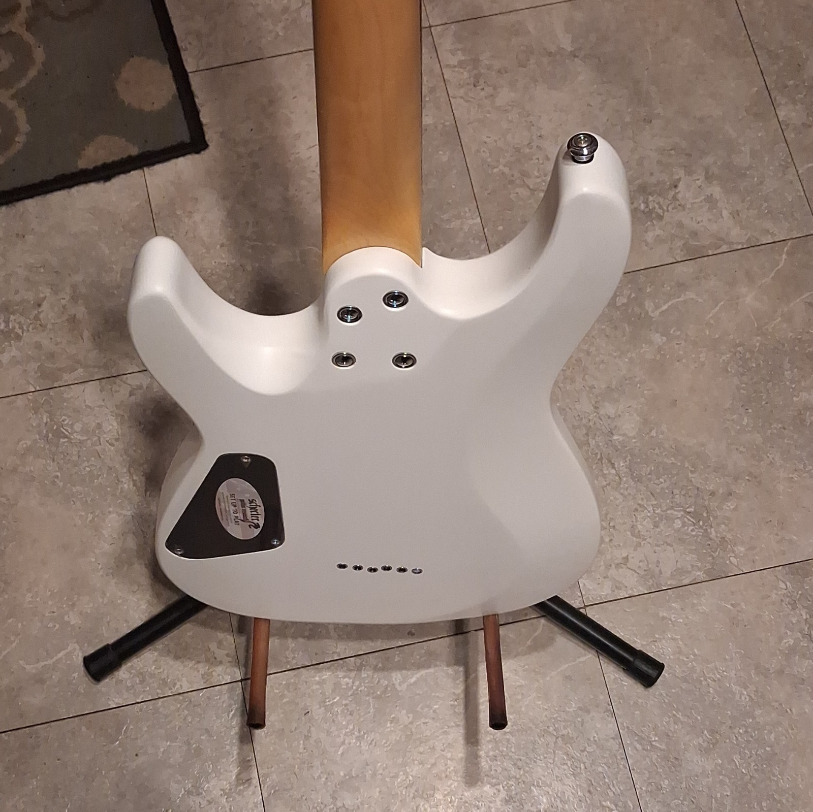 Schecter Diamond Series C-6 Deluxe White Solid Body 6-String Right-Handed