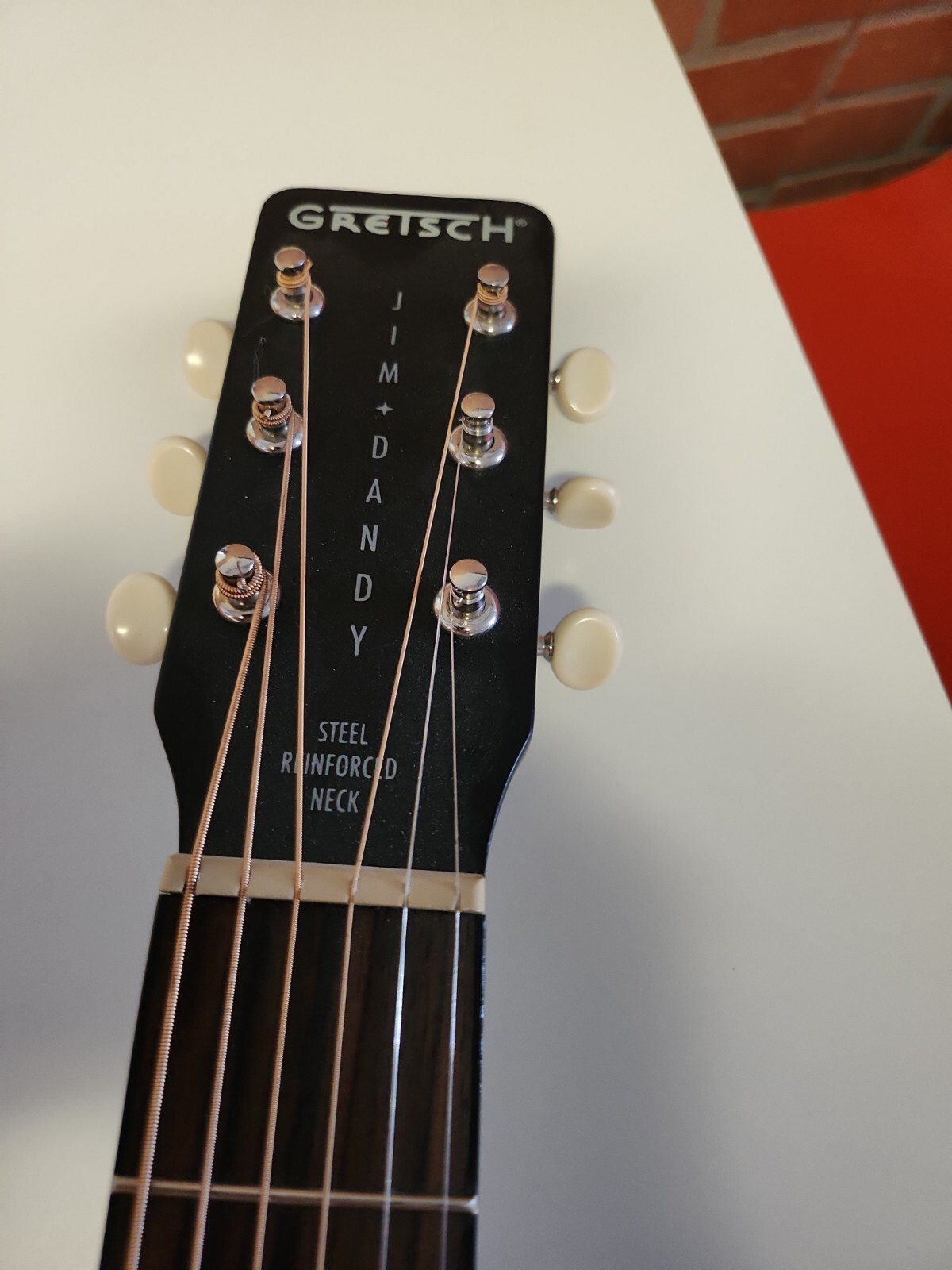 Gretsch G9500 Jim Dandy Flat Top – Vintage Sunburst