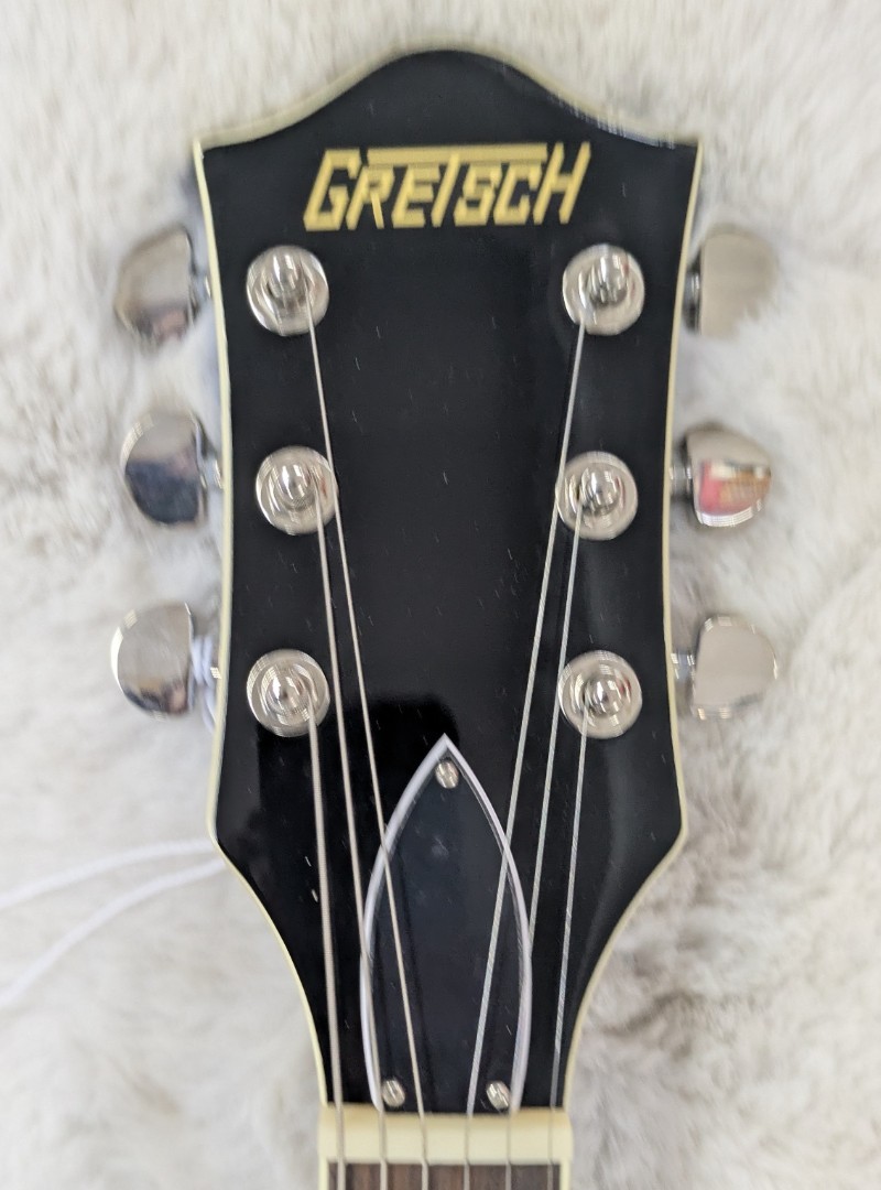 G2420T Streamliner Hollow Body with Bigsby, Broad’Tron BT-3S, Fairlane Blue