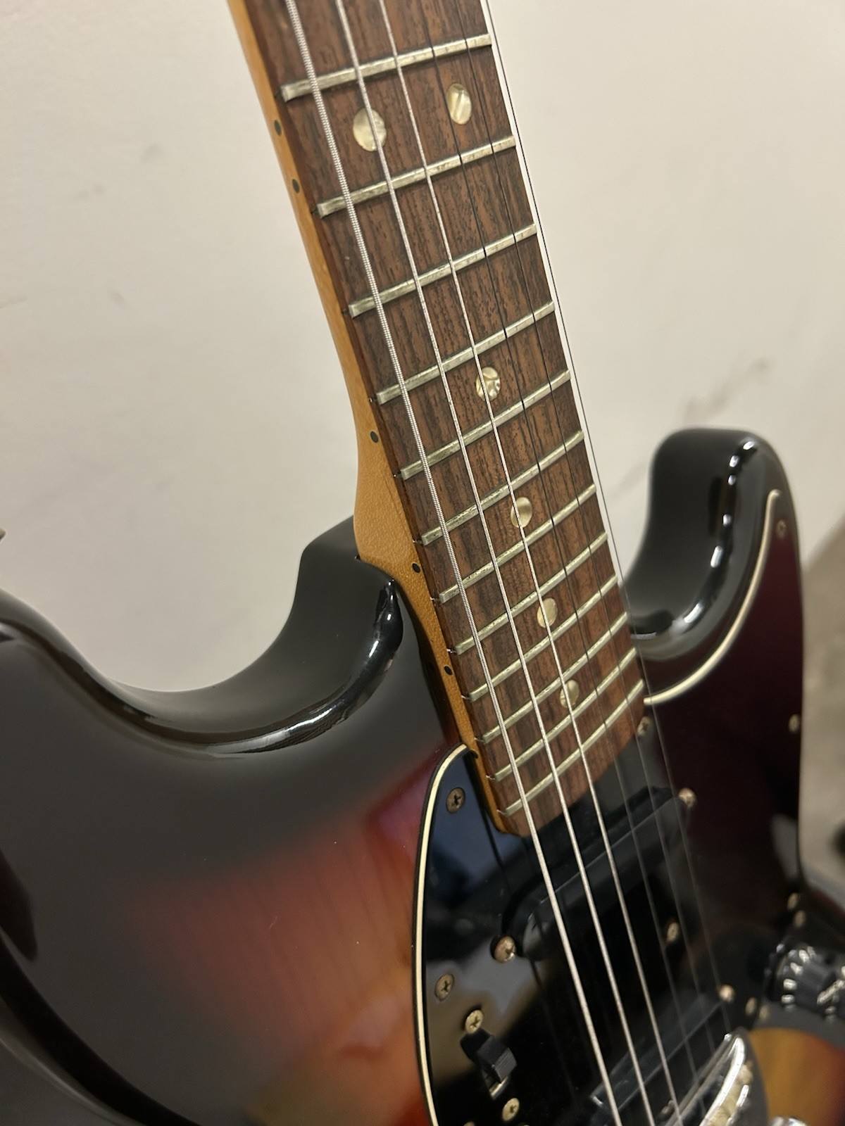 1978 Fender Mustang Sunburst Vintage Electric Guitar & Original Hard Case! Clean