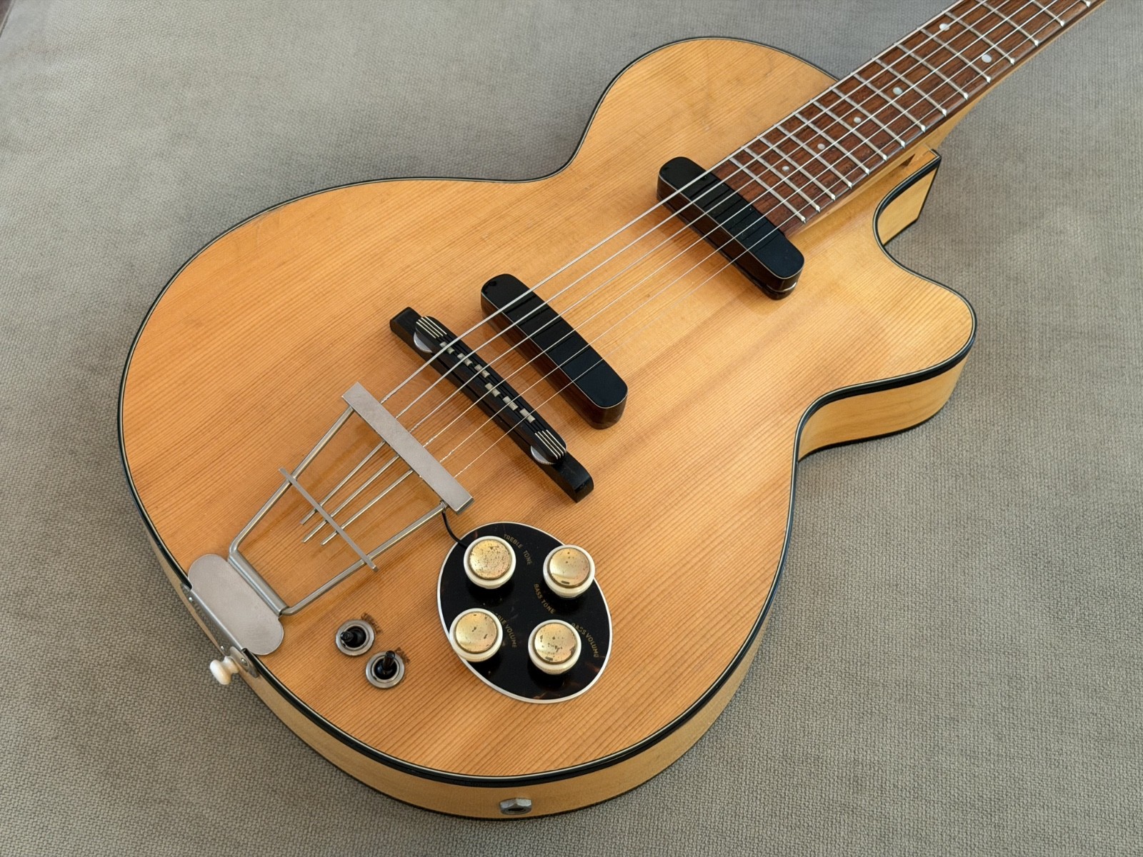 1957 Hofner Club 50 (Model 127) – Vintage Hollowbody Guitar Natural