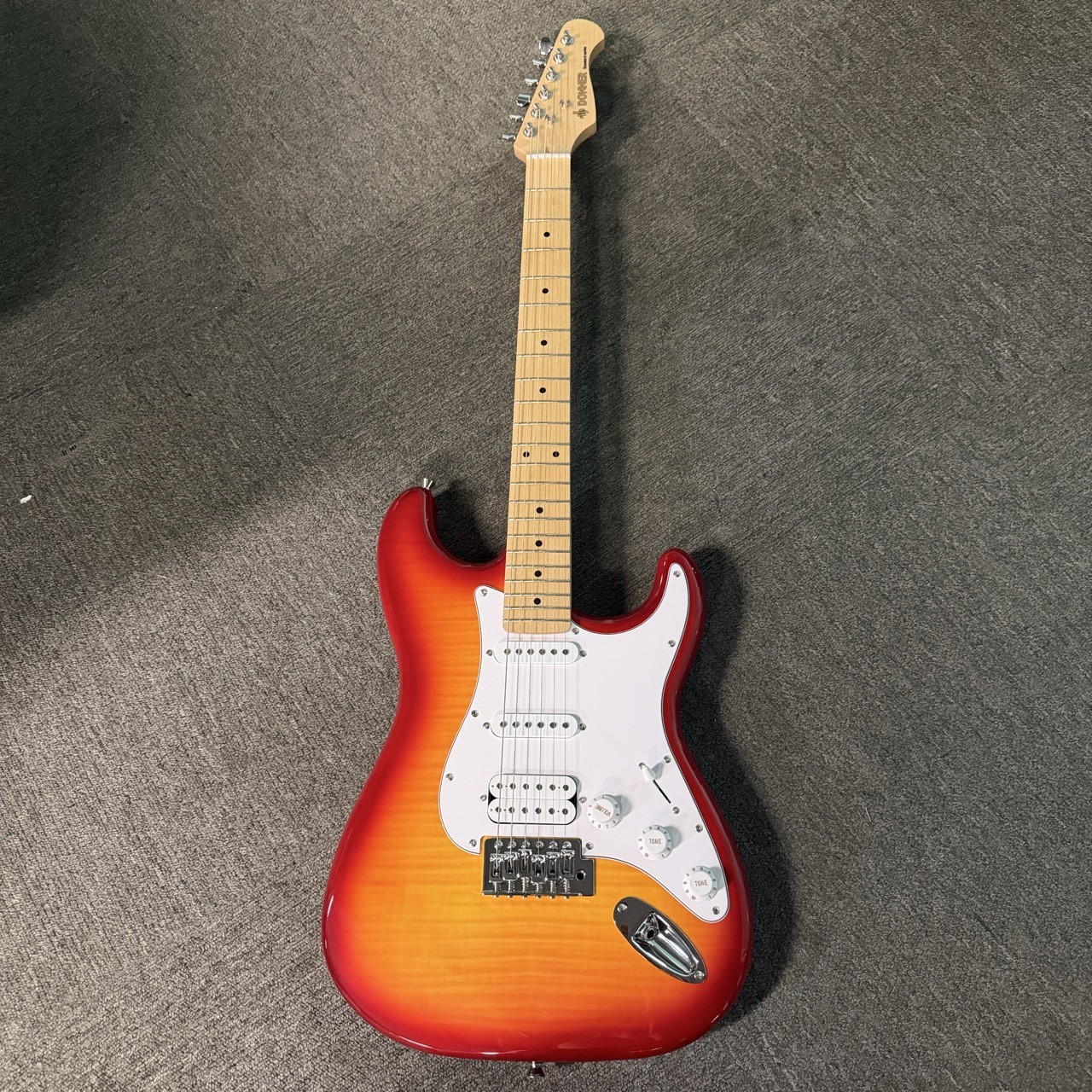 Donner DST-95 Full-Size Cherry Burst Electric Guitar with Amp and Accessories