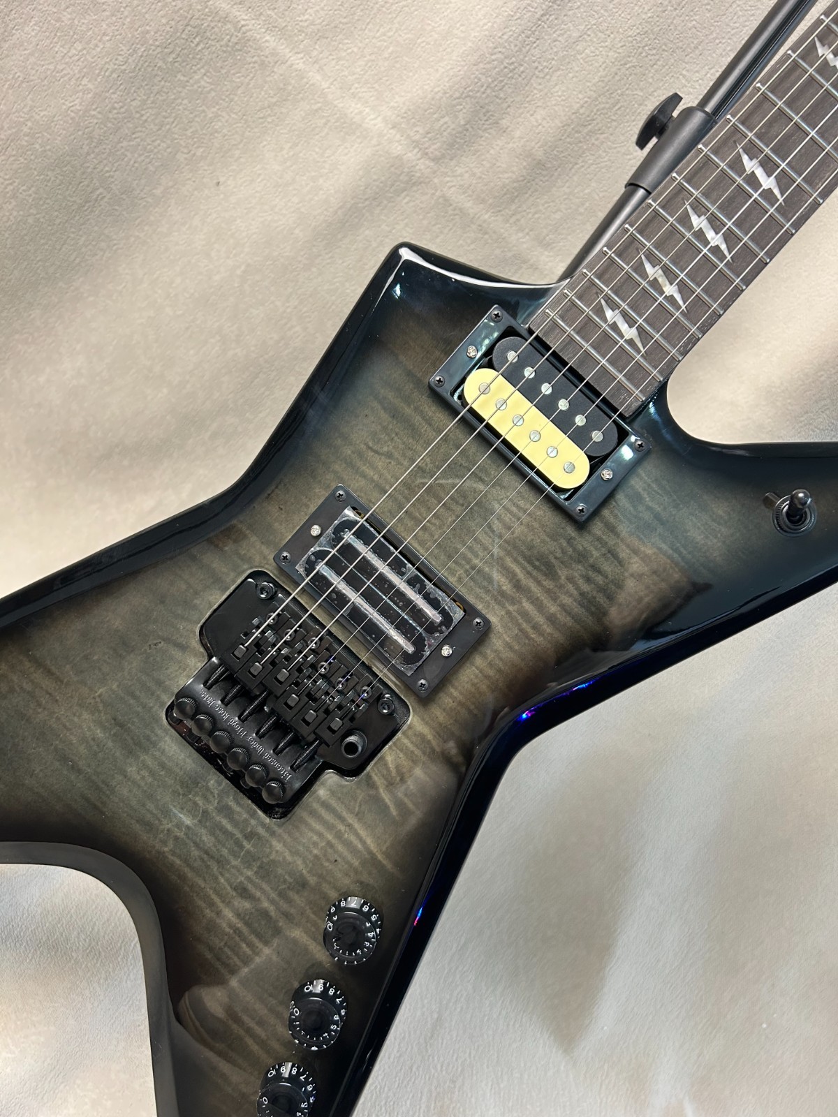 Dimebag Darrell Stealth Electric Guitar Olive Green Flame Maple Veneer