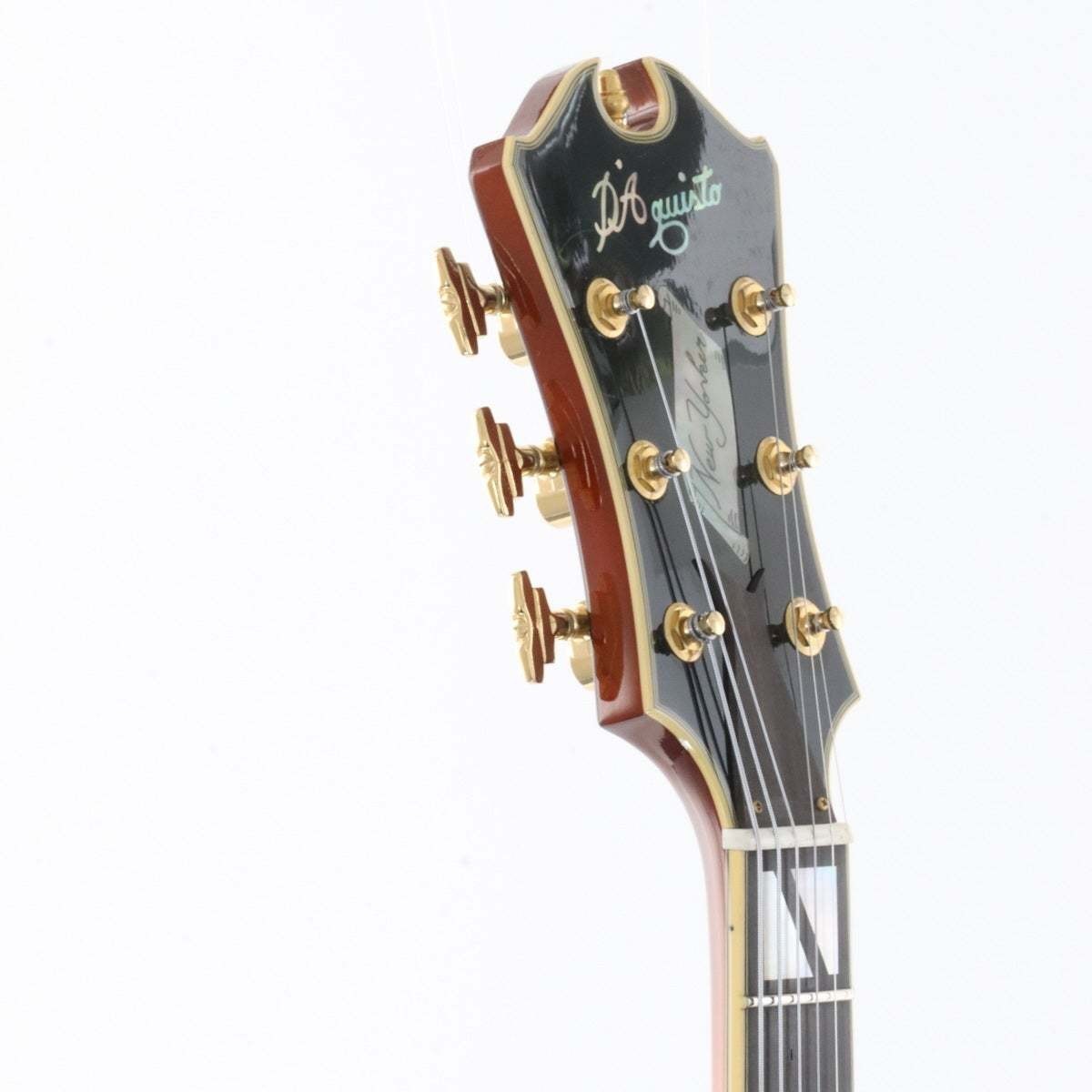 DAquisto DQ-NYE New Yorker Almond Burst w/hard case USED