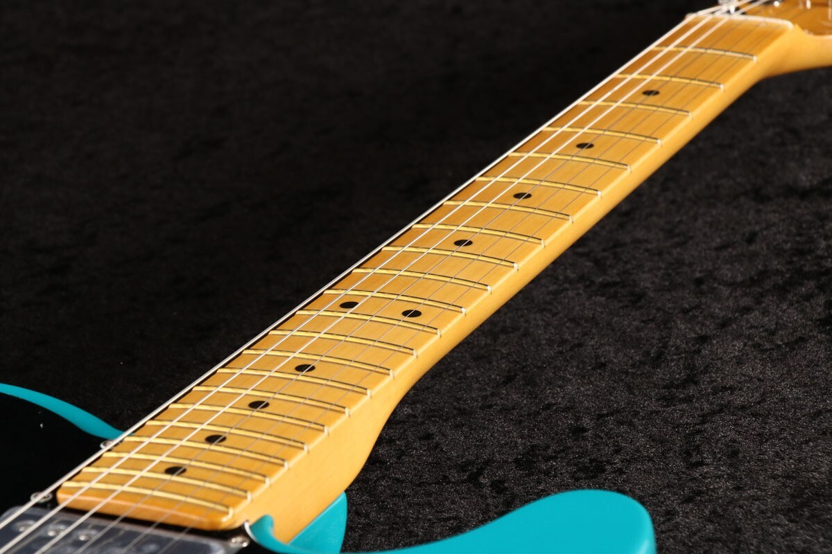 Fender American Professional II Telecaster Deluxe Maple FB Miami Blue from JAPAN