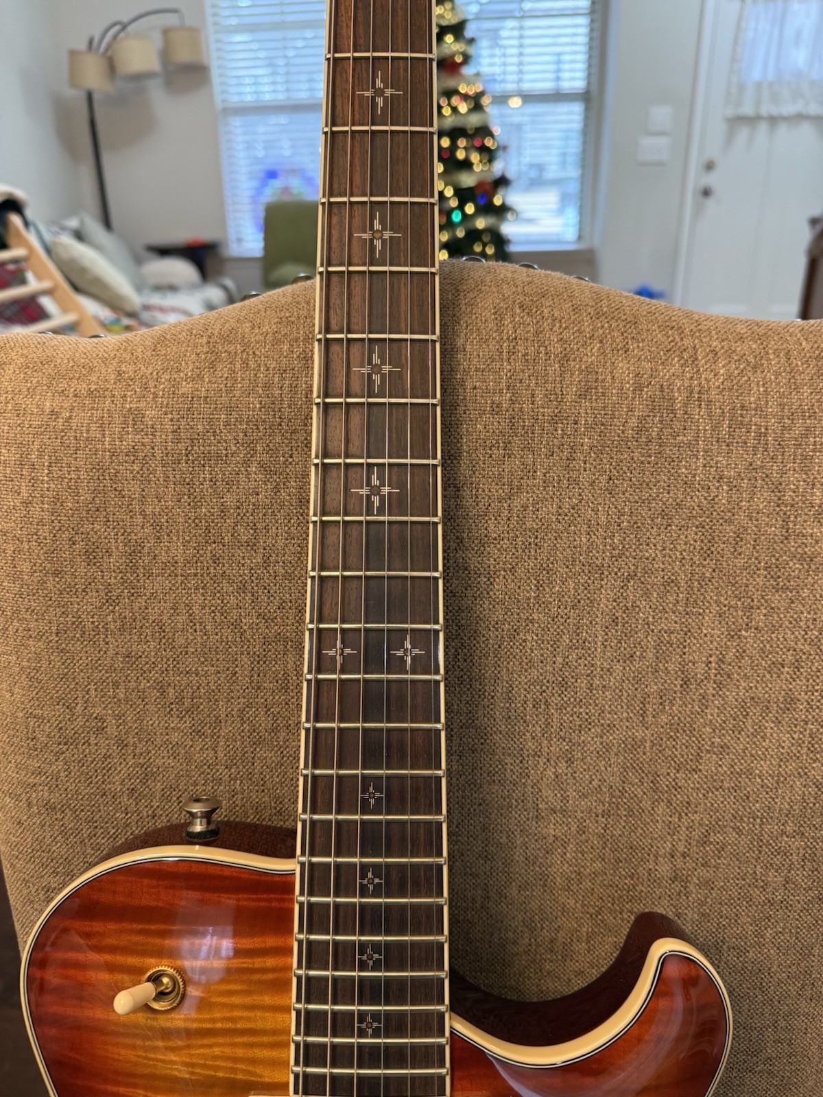 Knaggs Kenai T1 Flame Curly Maple top Dark Cherry Burst – 2023