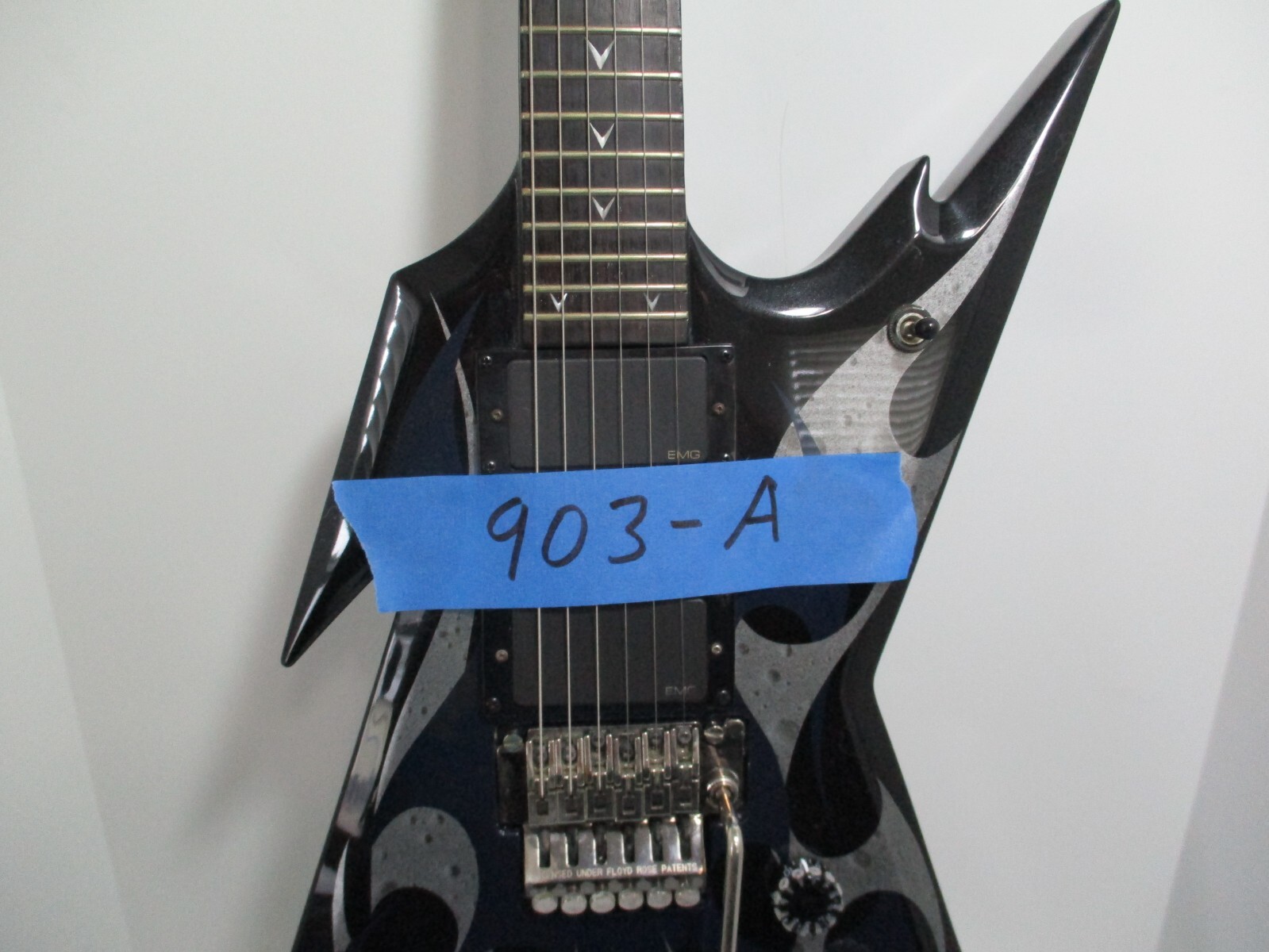 Dean RZR Razorback Black with blue &silver flames and EMG pickups